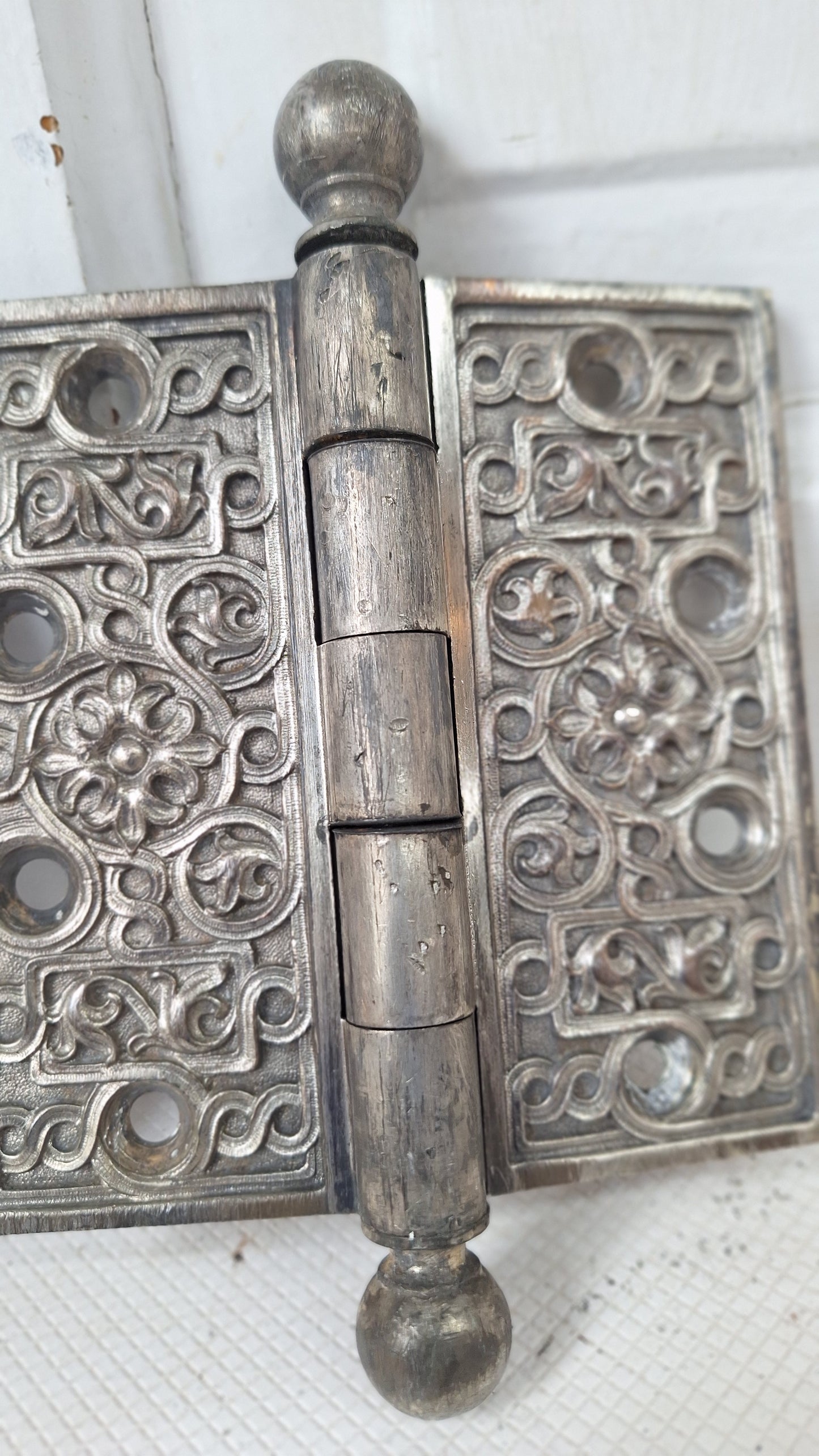 Pair of Yale Ornate Design Door Hinges, Nickel Plated Antique Door Hinges Set, Victorian Era Door Hardware 072002