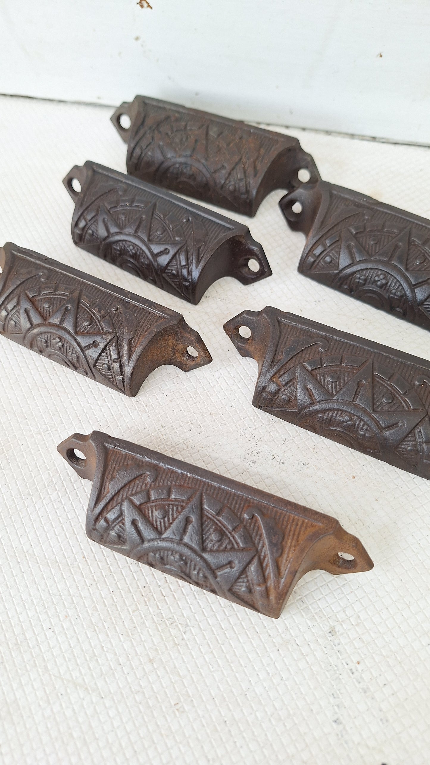 Six Sunburst Pattern Victorian Cast Iron Bin Pulls, Antique Drawer Handle, Apothecary Pulls 073102