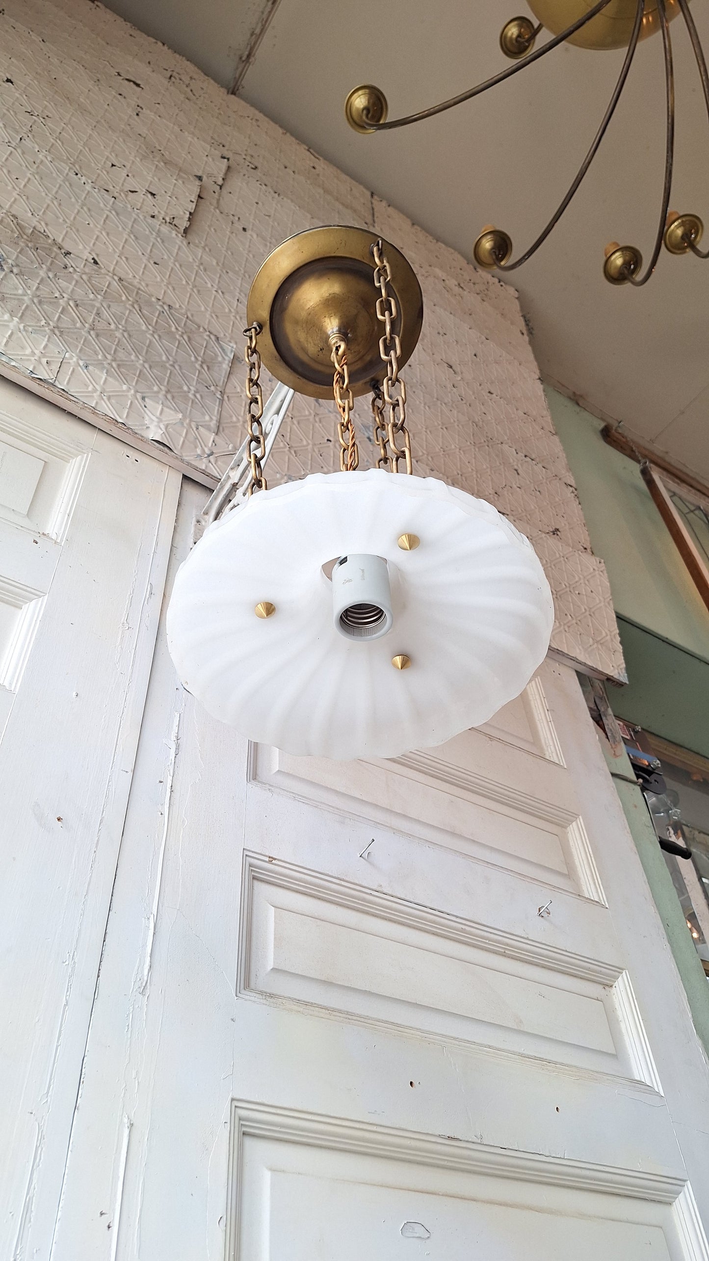 Scalloped Clam Broth Pendant Chain Light, Fluted Glass Shade, Light Vintage Pendant Fluted Shade Light, Antique Bronze Copper Fixture 073103