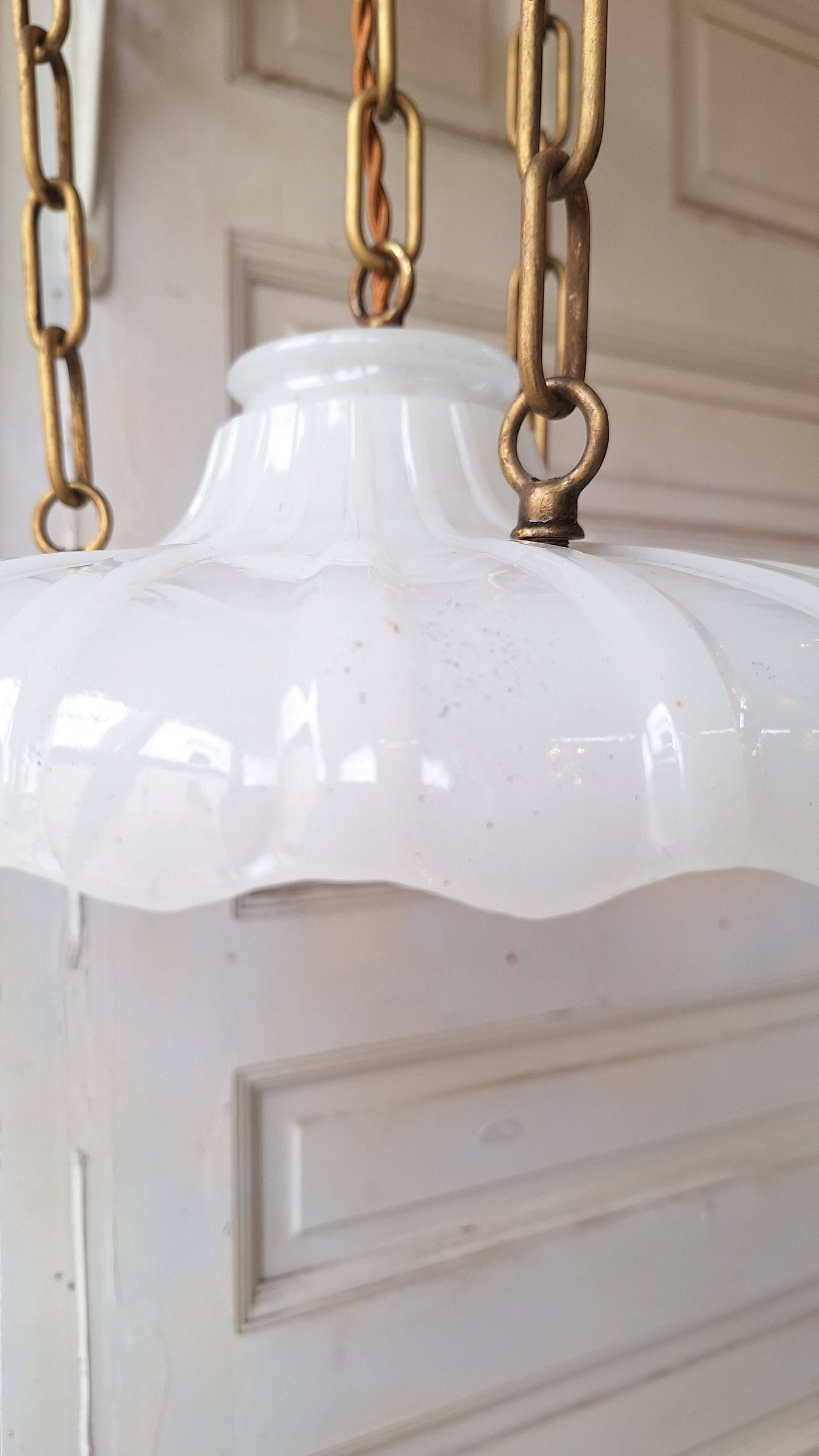 Scalloped Clam Broth Pendant Chain Light, Fluted Glass Shade, Light Vintage Pendant Fluted Shade Light, Antique Bronze Copper Fixture 073103