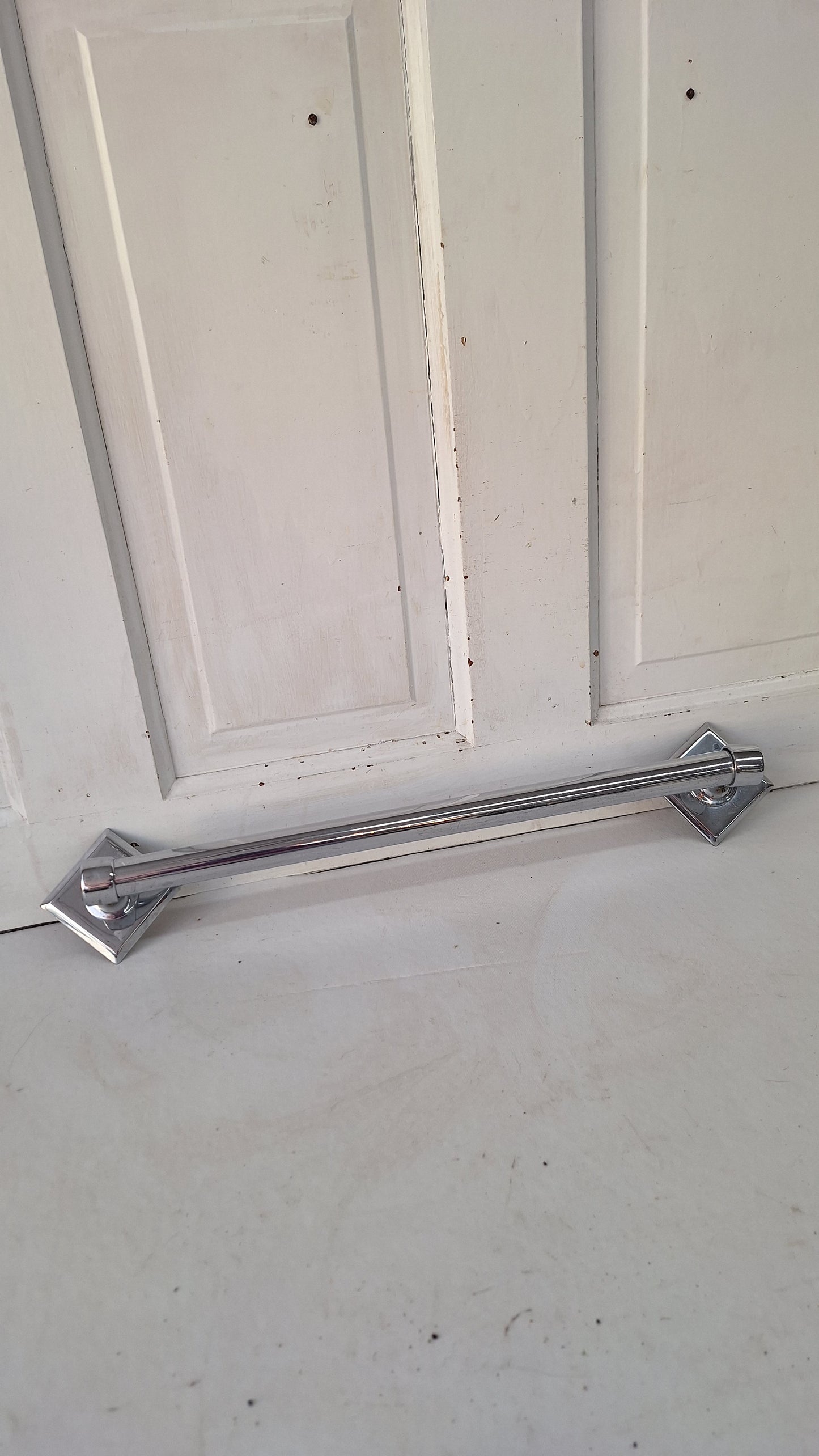 Kohler 22" Vintage Chrome Towel Bar, Art Deco Era Silver Bathroom Towel Bar