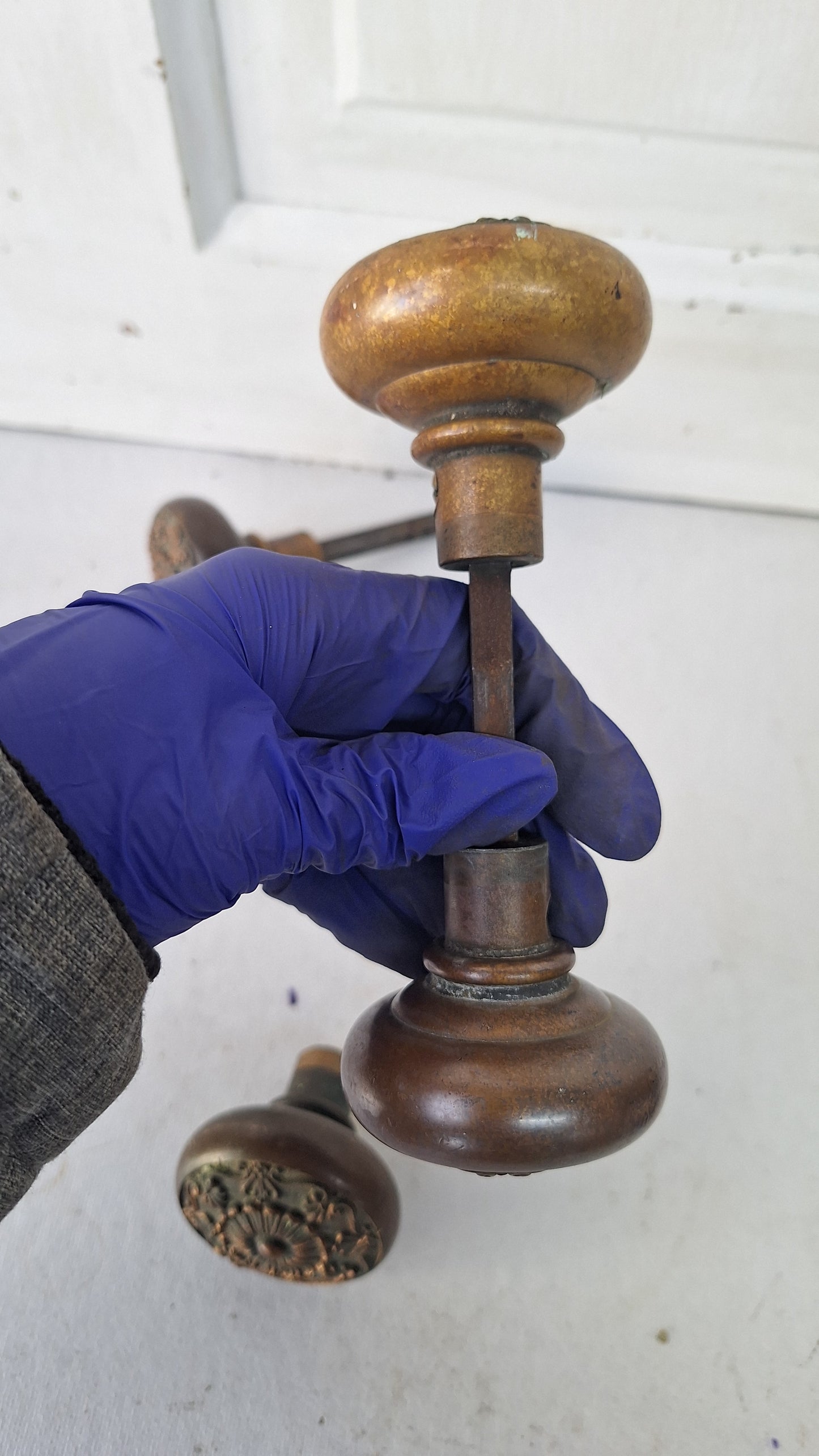 Parthenon Pattern Antique Bronze Doorknobs, Sixfold Floral Design Door Knob Pair