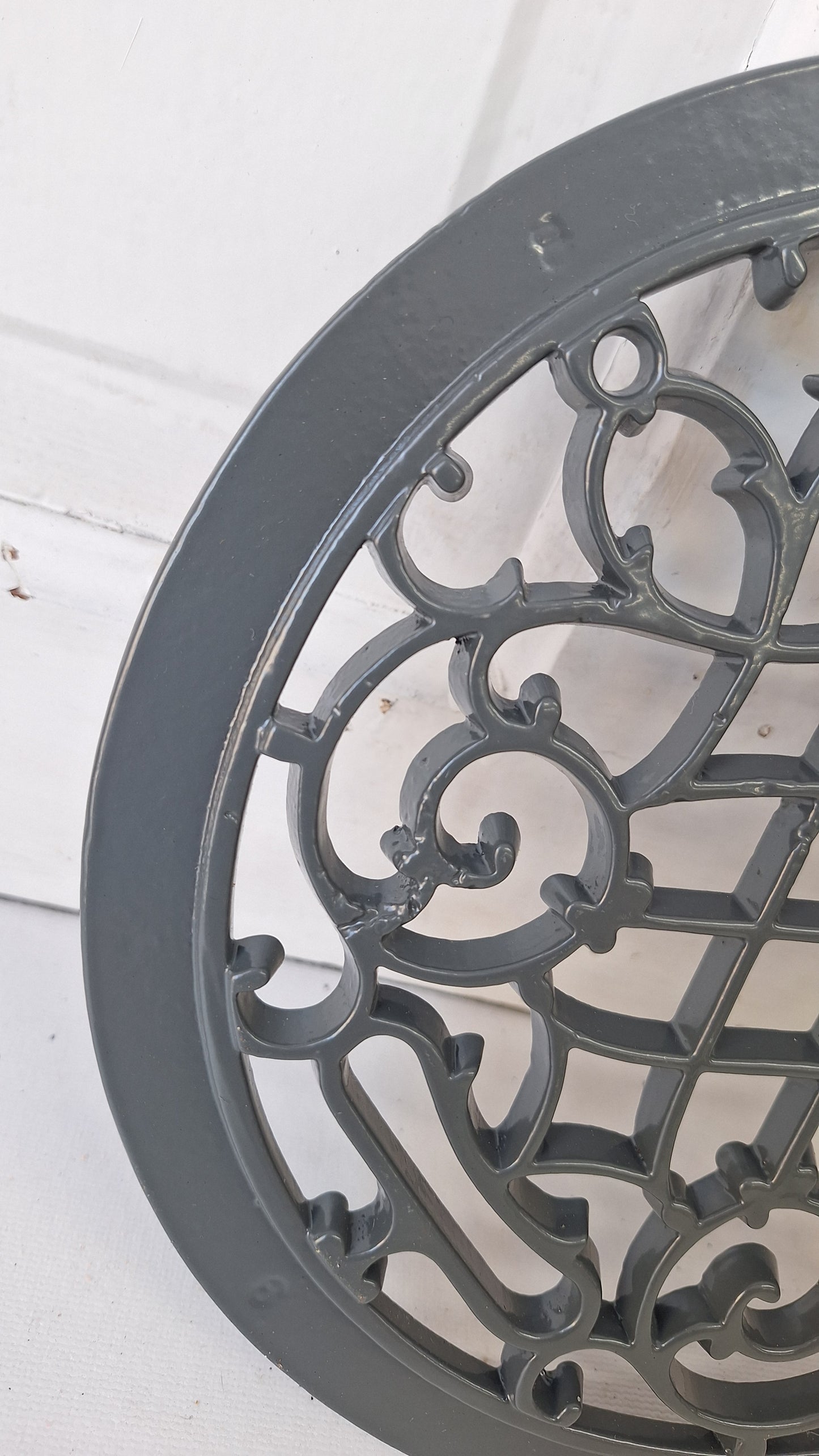 10" Round Antique Vent Cover, Circle Cast Iron Register Grate