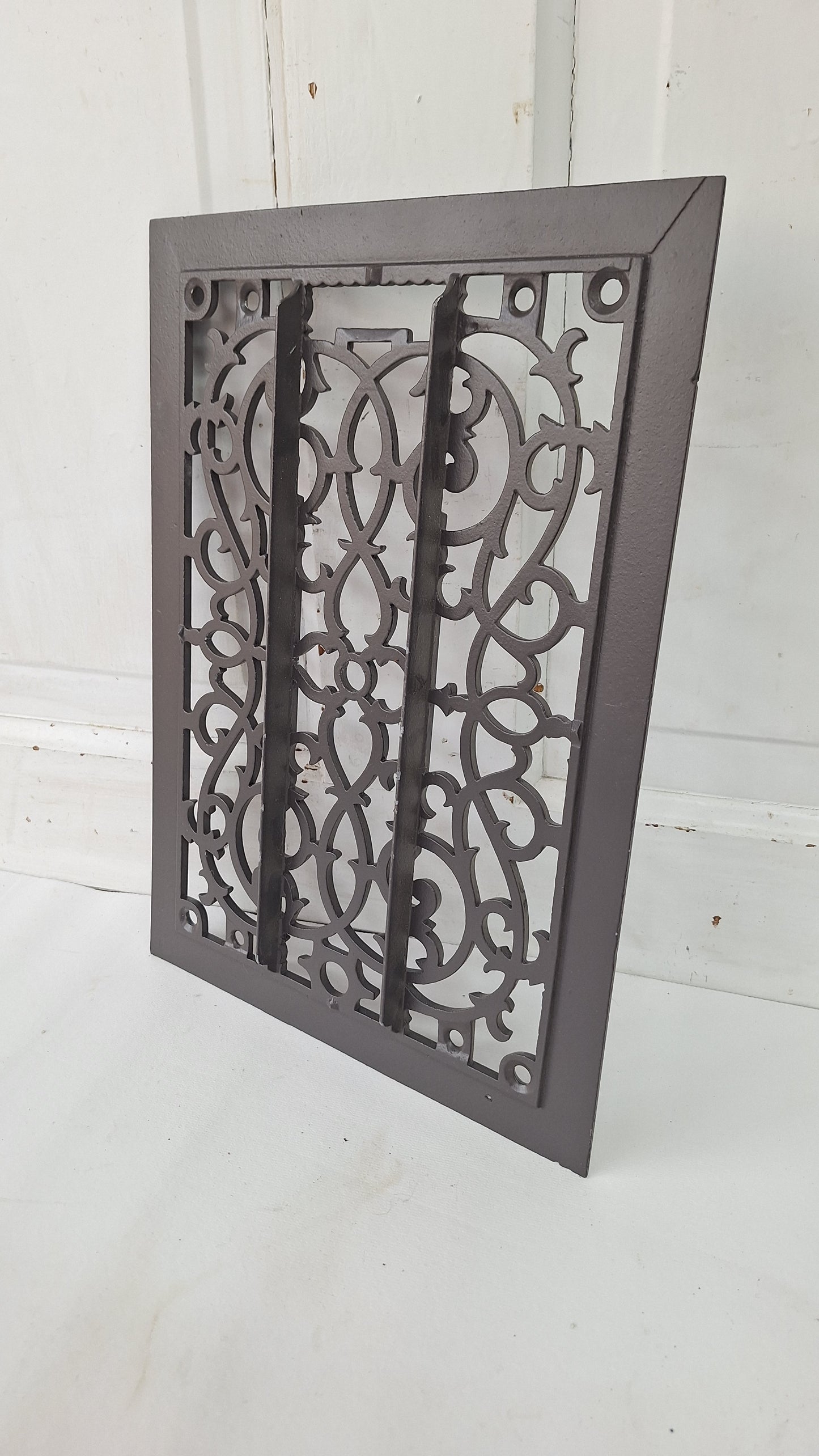 10 x 14 Scroll Design Vent Cover, Vintage Cast Iron Register