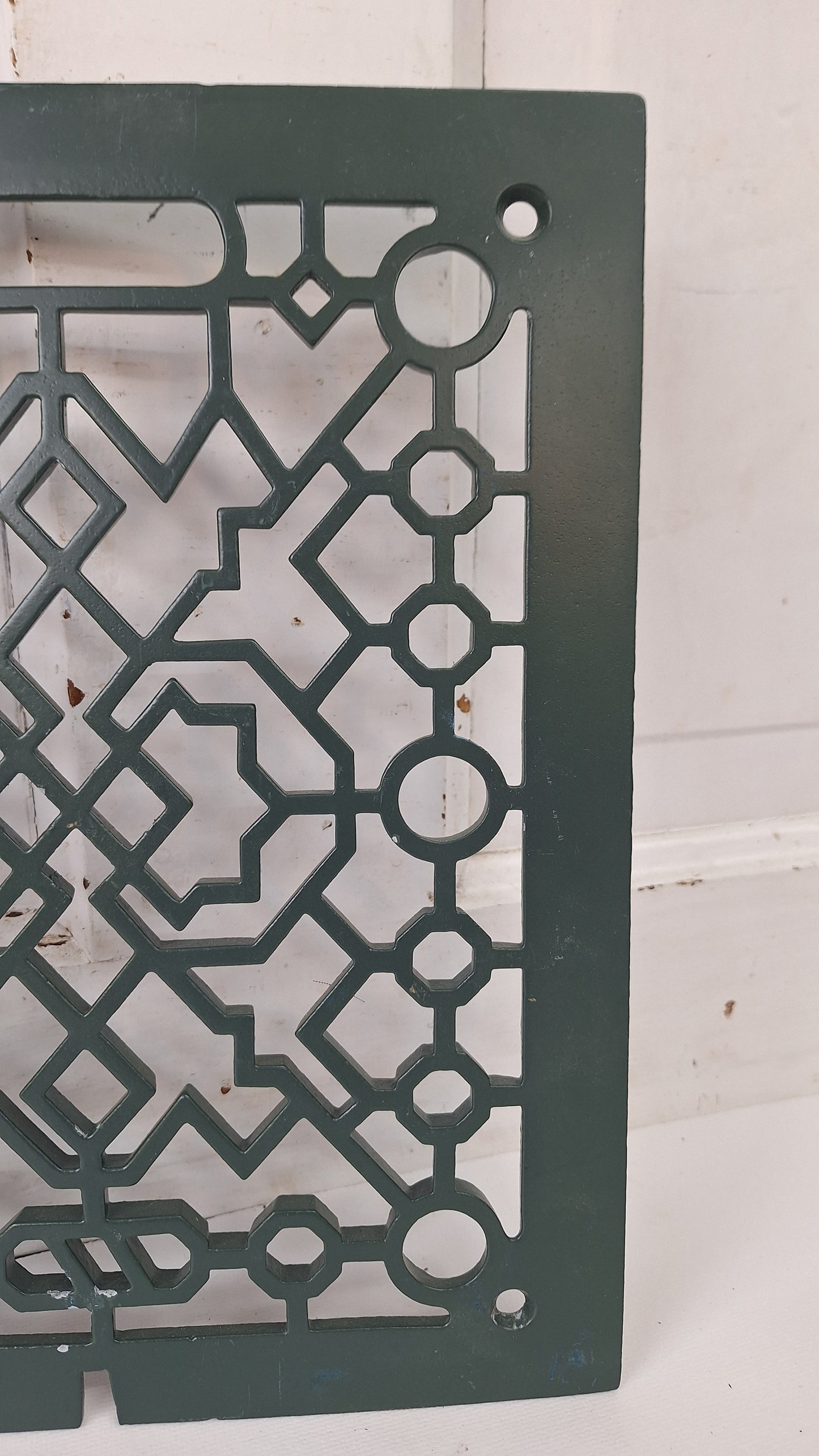 10 x 12 Antique Iron Vent Grate Cover: Decorative Geometric Design