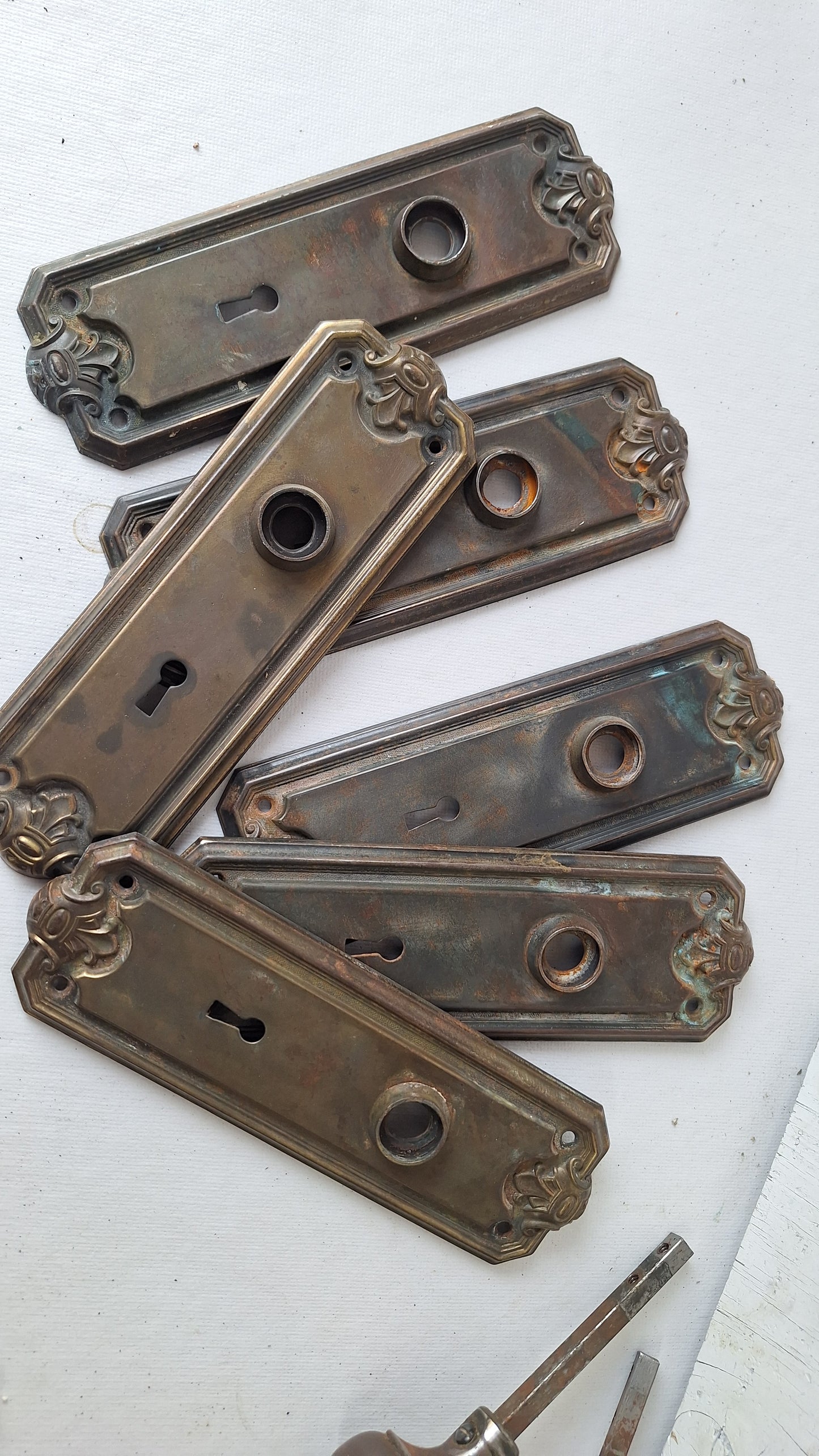 Craftsman Hardware, Deco Door Plates and Doorknob Set