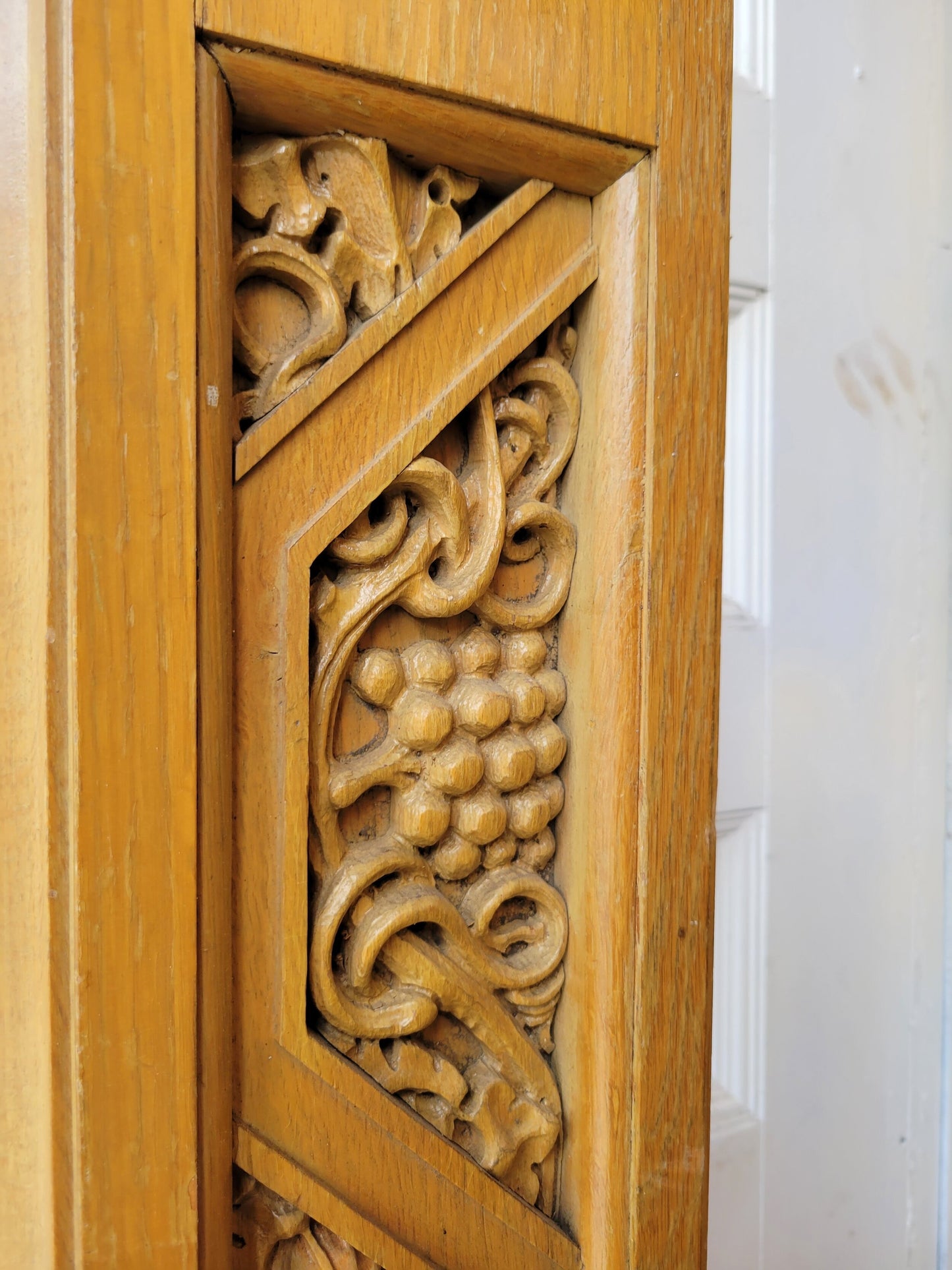 High Altar Catholic Church Wood Work, Carved Altarpiece, Antique Newel Post