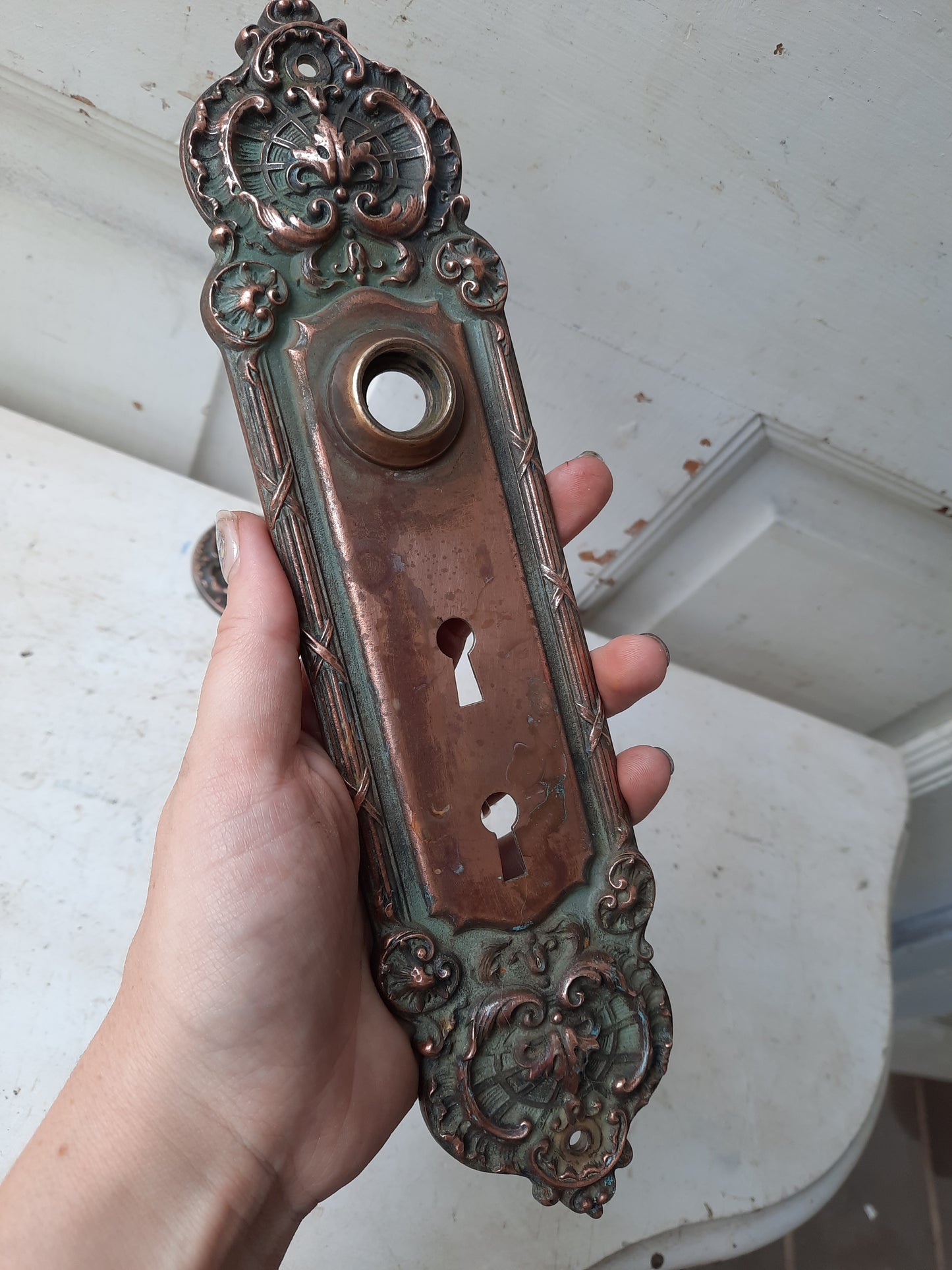 Yale and Towne Double Keyhole Entry Set, Large Exterior Backplate with Rosette and Keyhole Cover