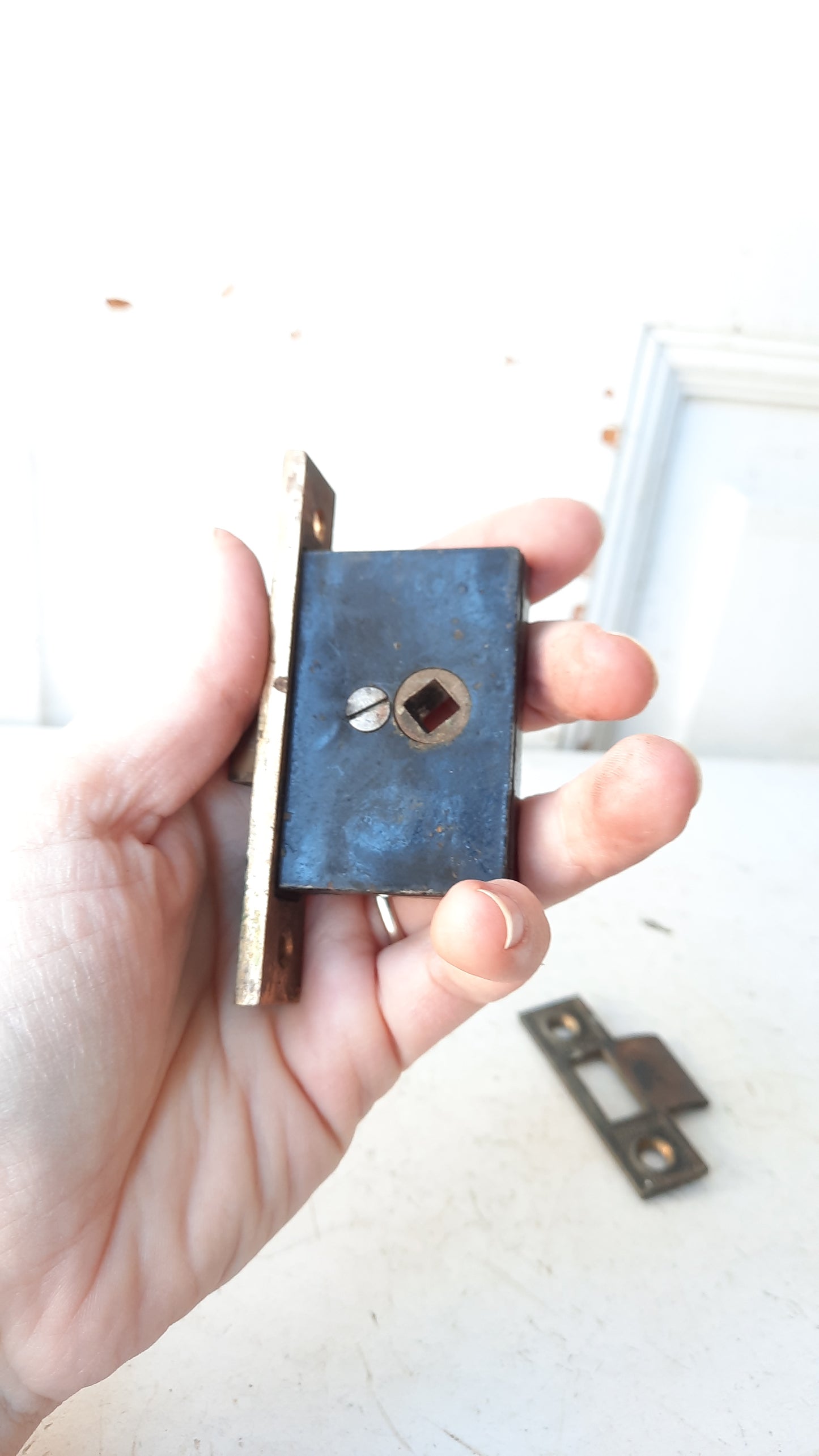 Closet or Cabinet Door Latch Set, Small Bronze Lever Handle set with Mortise Lock