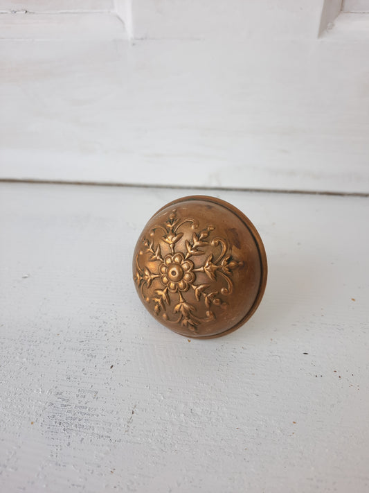 Argyle Pattern Bronze Doorknob by Norwalk c. 1900, Wrought Bronze Door Knob