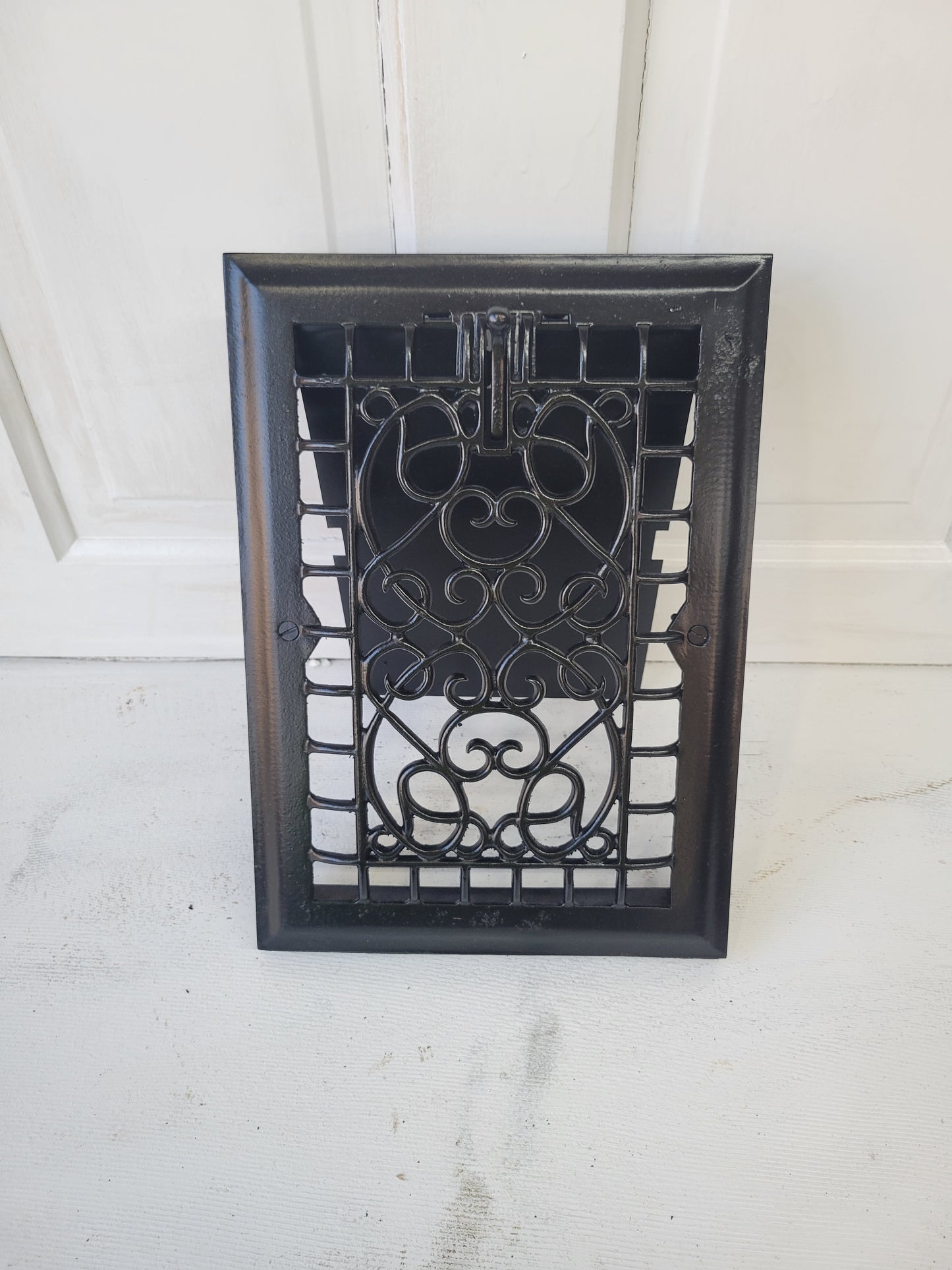 Baseboard 10 x 14 Antique Cast Iron Fancy Vent Cover, Floor Register Cover #052905