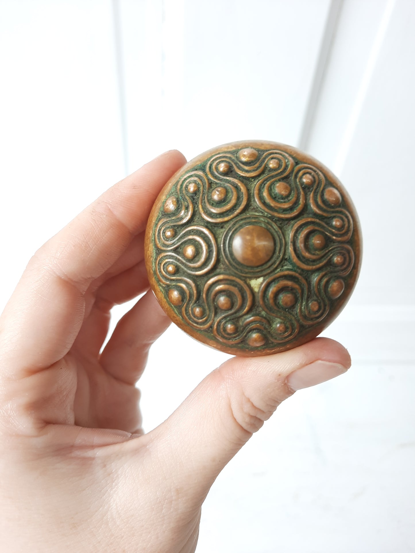 Delphi Pattern Doorknob Set by Russell Erwin, Antique Swirl Design Bronze Door Knob Pair