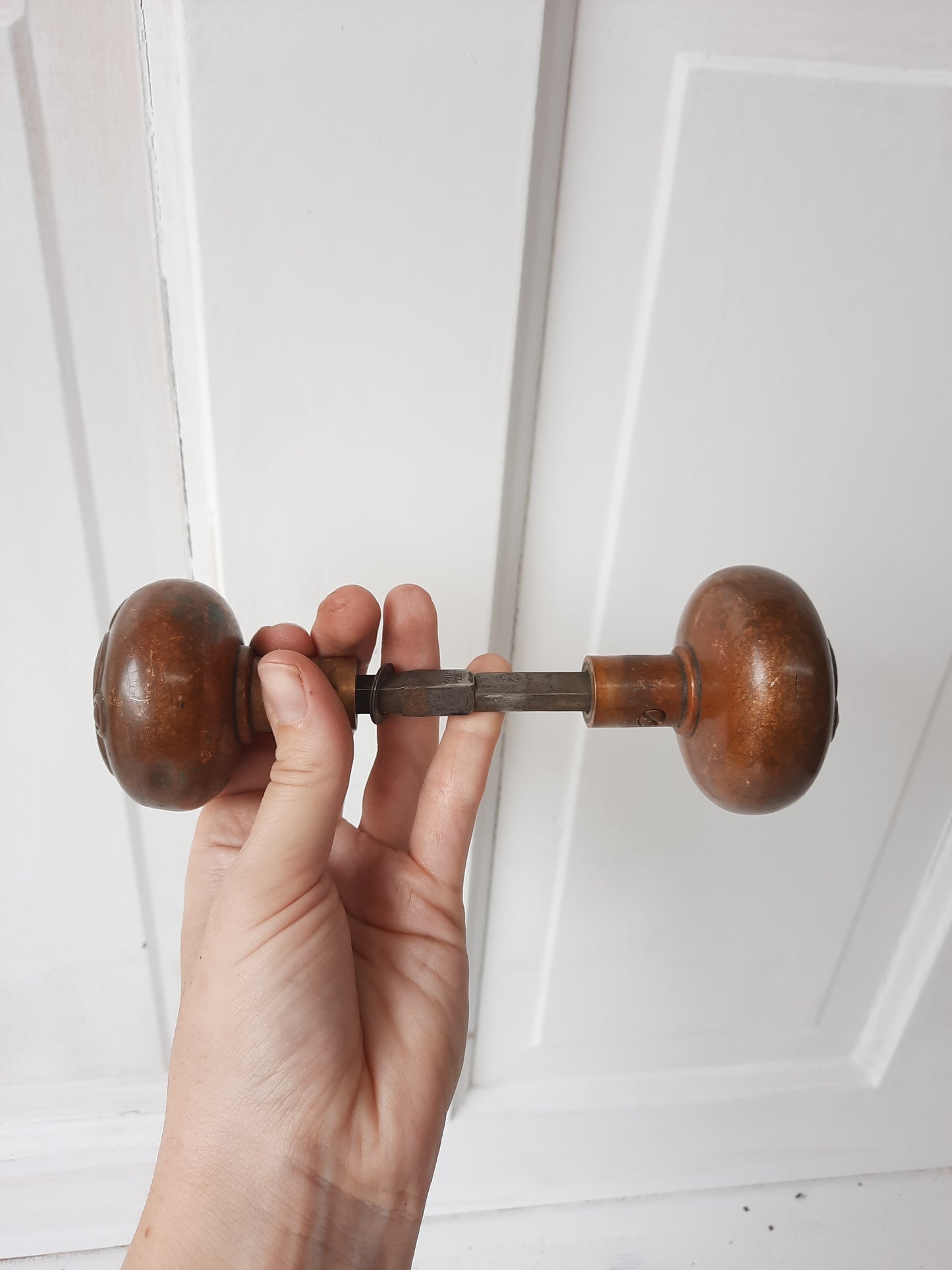 Norwalk Spiral Pattern Doorknob Set with Large Entry Knob, Antique Swirl Design Bronze Door Knob Pair