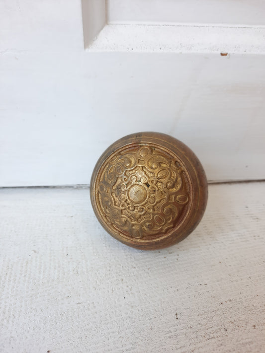 Cast Bronze Essex Pattern Doorknob by Norwalk, 1900s Antique Bronze Door Knob, Entry Size