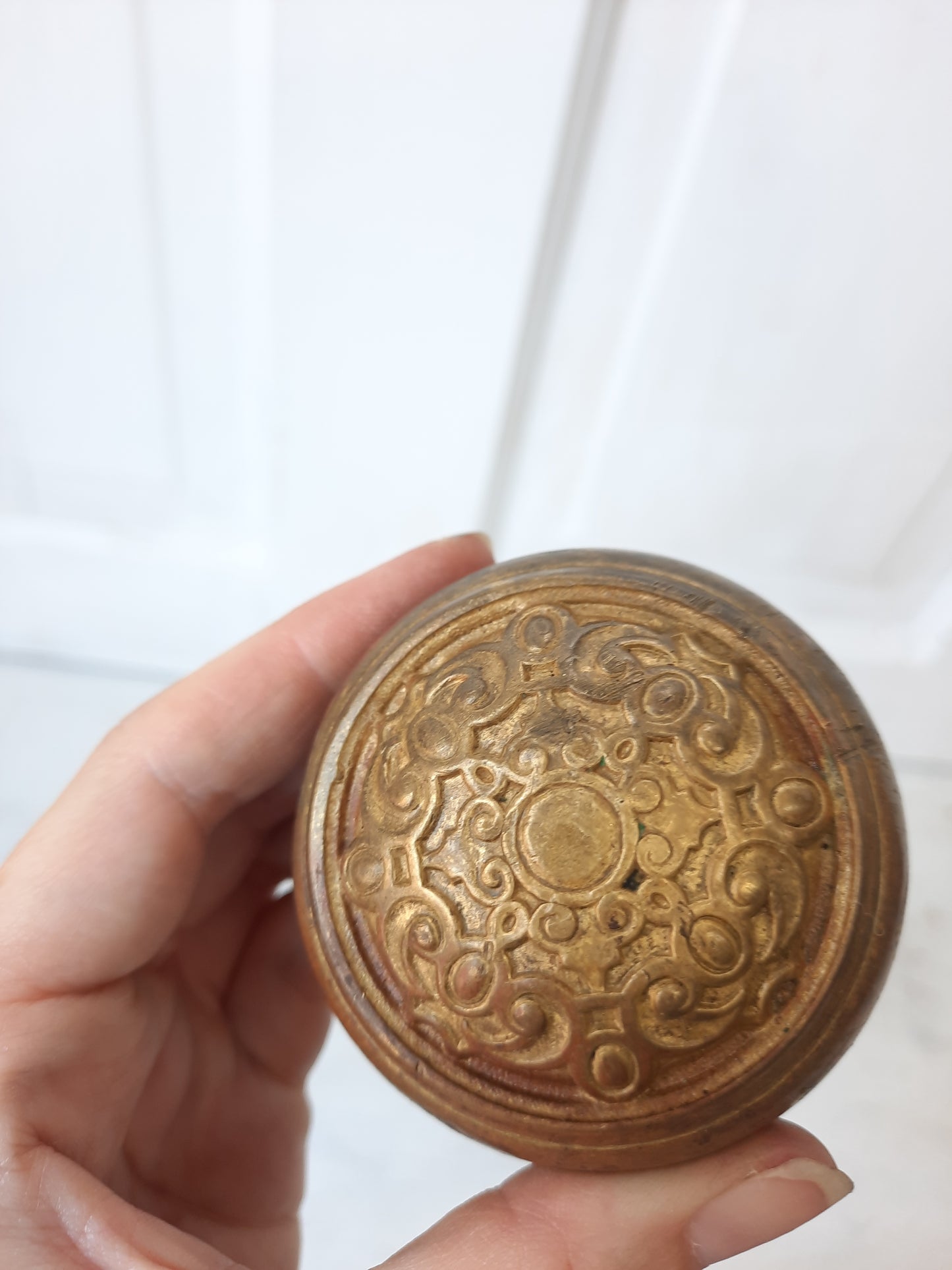 Cast Bronze Essex Pattern Doorknob by Norwalk, 1900s Antique Bronze Door Knob, Entry Size