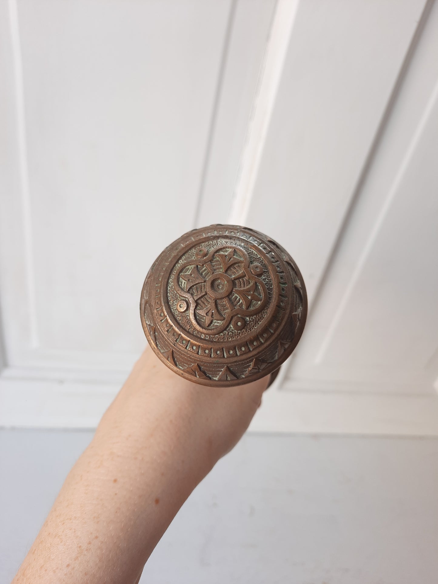 1885 Pair of Solid Bronze Norwalk Doorknobs, Victorian Eastlake Bronze Door Knob Set 082903