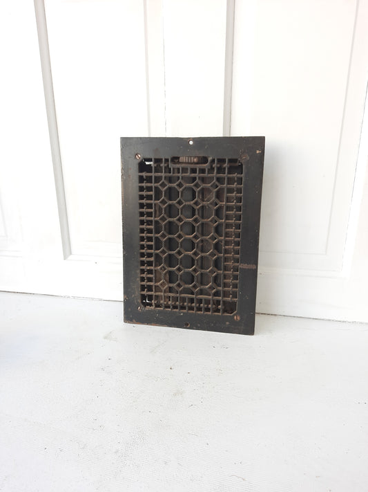 10 x 14 Antique Cast Iron Working Vent Cover, Floor Register Cover with Dampers #091403