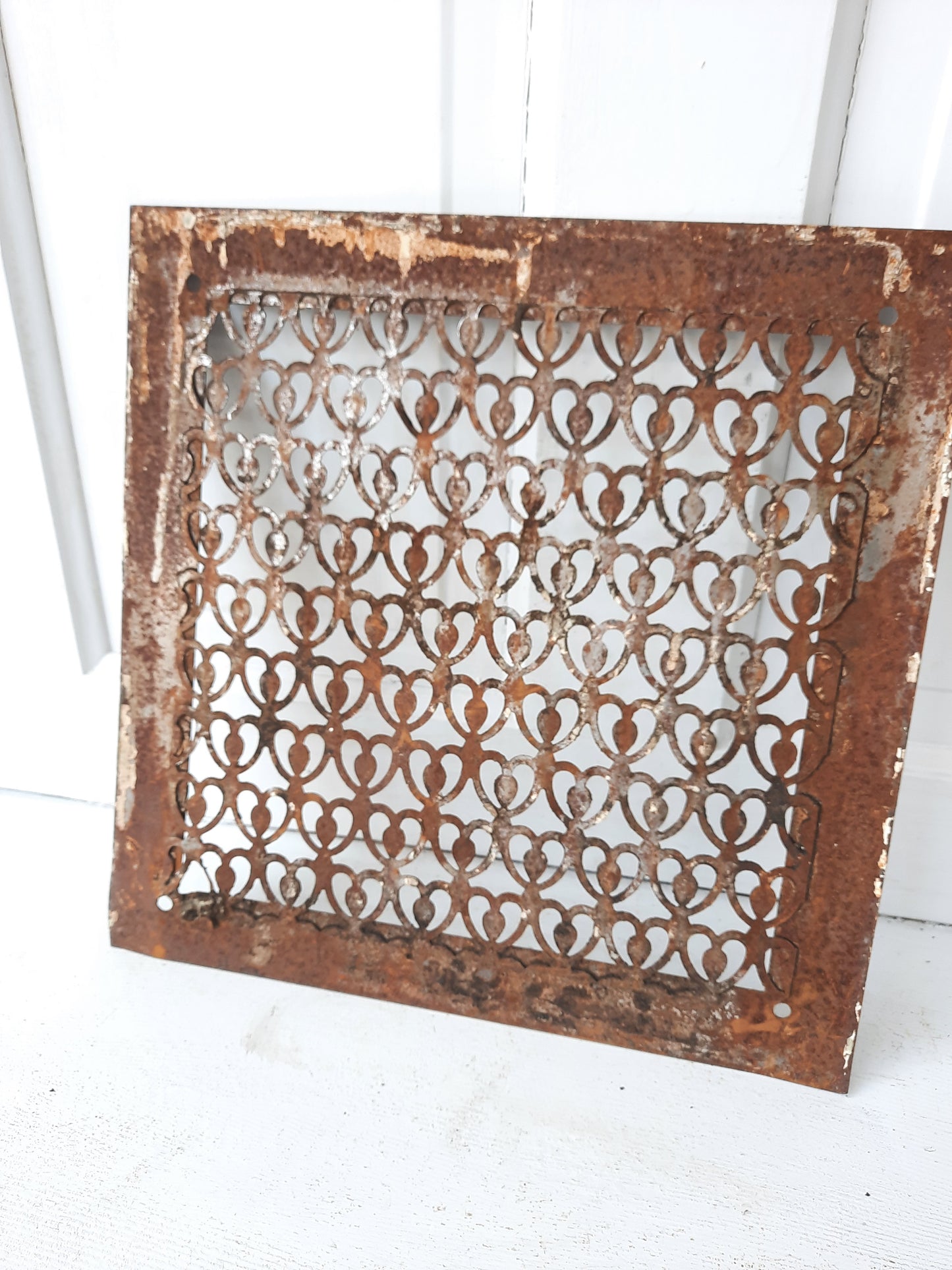 Vintage Rustic Stamped Metal Vent Cover Grate, Retro Metal Cut Out Grate 091904