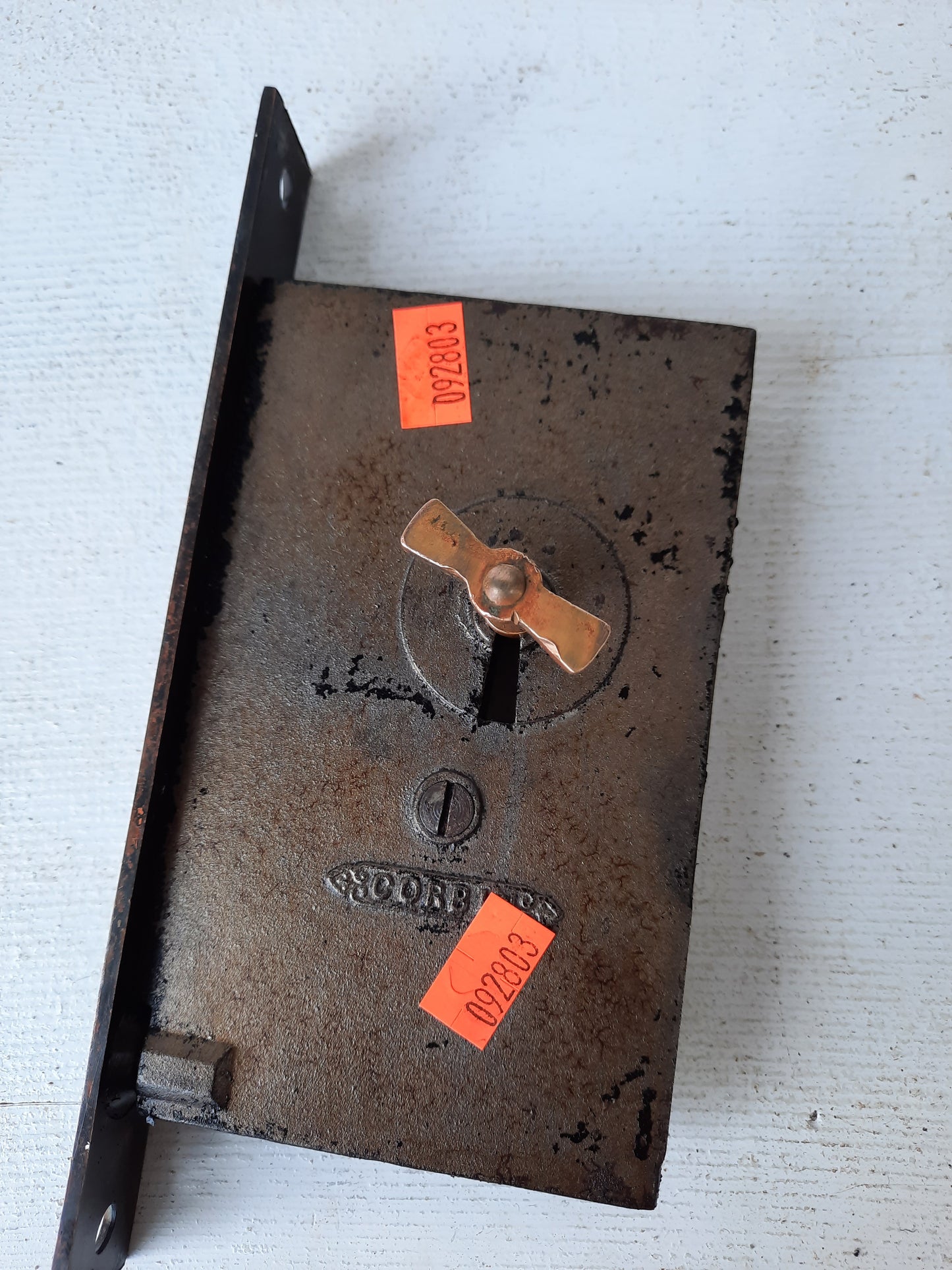 Single Antique Pocket Door Lock with Key, Rolling Door Lock Set Working Condition 092803