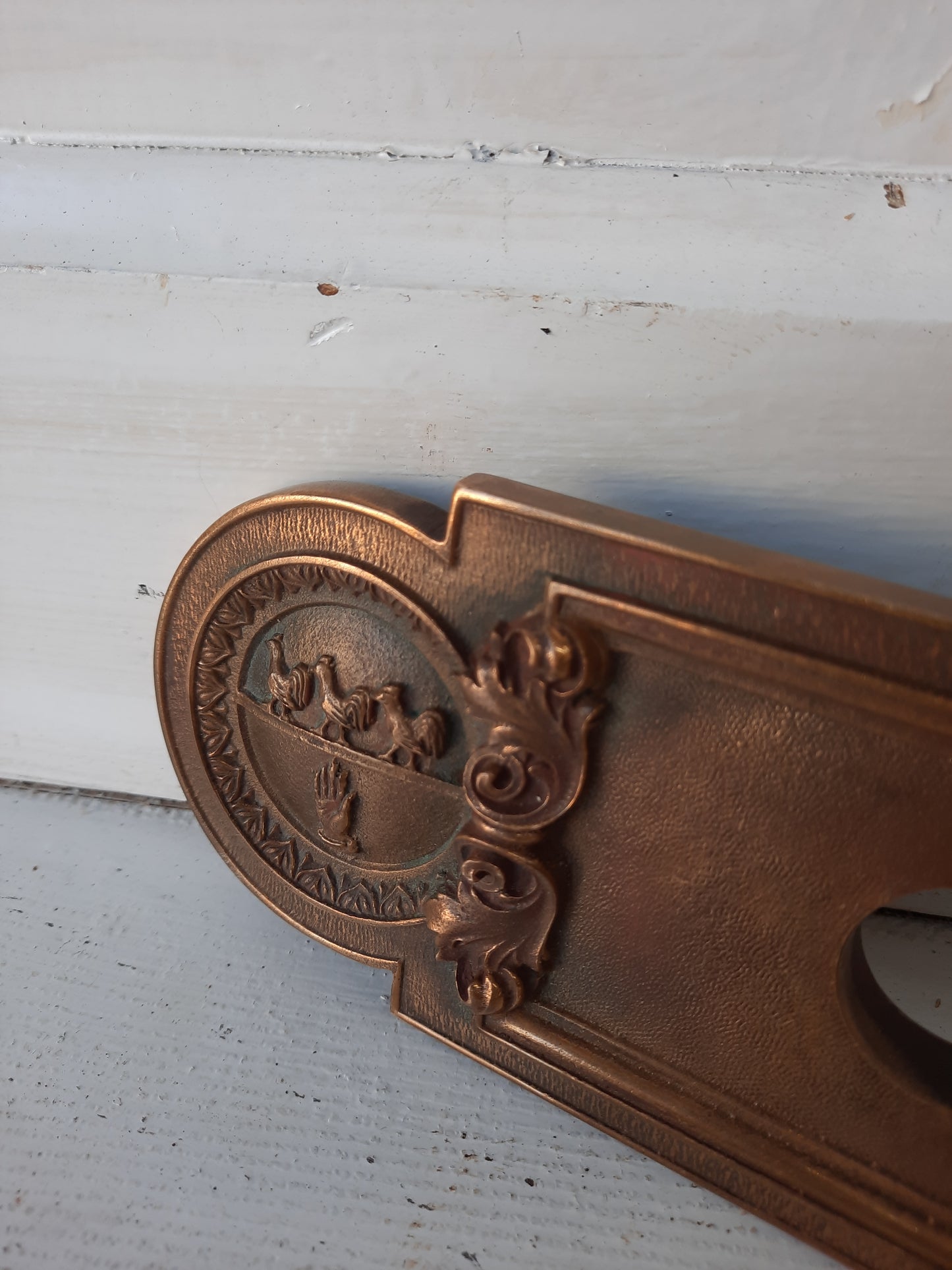 Blackstone Hotel Chicken Design Bronze Letter Slot, Fancy Antique Mail Post Slot 100311