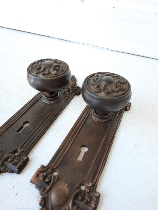 Reole Hardware Set, Reole Pattern Doorknobs and Backplates, Antique Cast Iron Door Hardware, Antique Salvage 100513