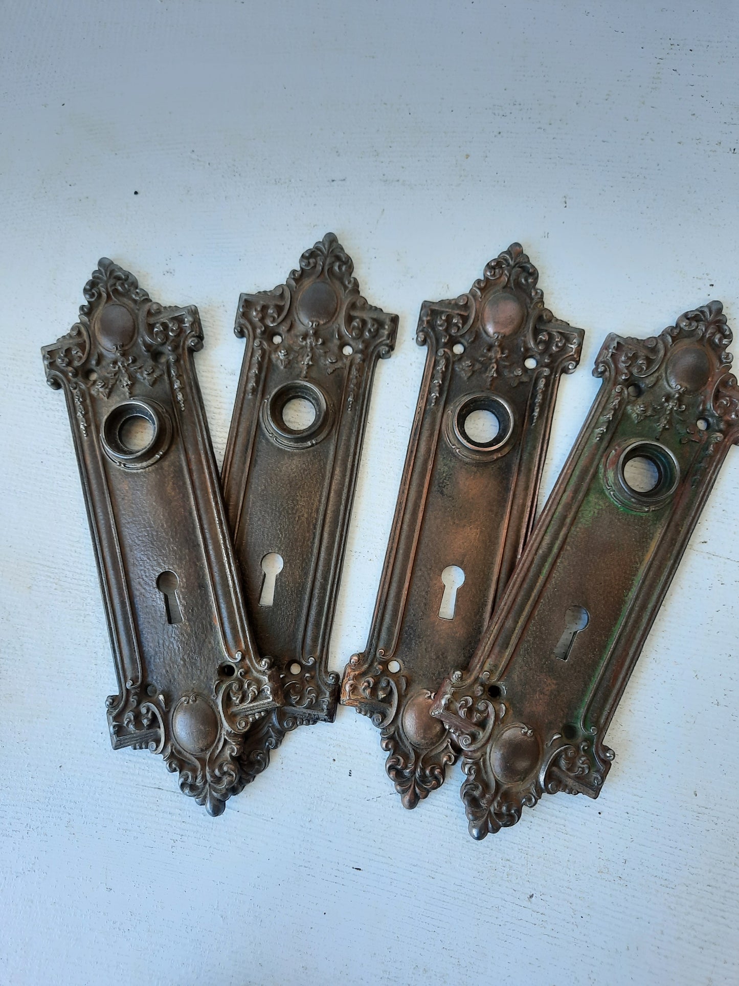 Reole Hardware Set, Reole Pattern Doorknobs and Backplates, Antique Cast Iron Door Hardware, Antique Salvage 100513