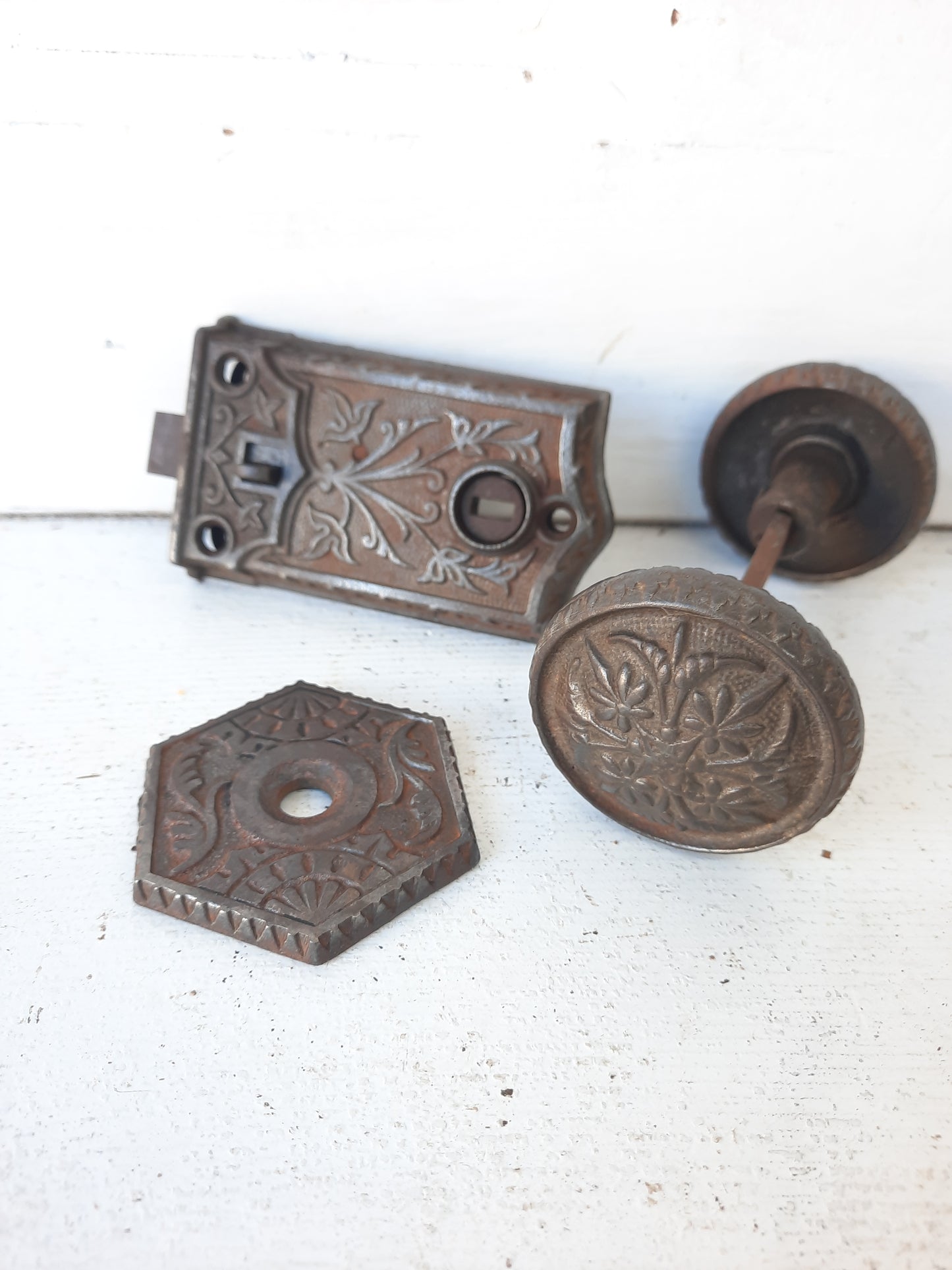 Antique Iron Screen Door Hardware Set, Victorian Iron Screen Door Rim Lock and Knob Set 101004