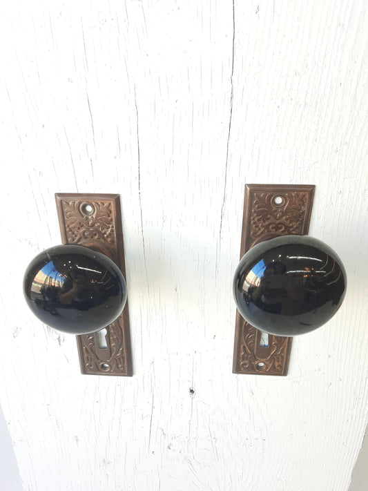 Antique Black Doorknobs and Plates Victorian Door Hardware Set, Ceramic Doorknob and Plate Set 102104