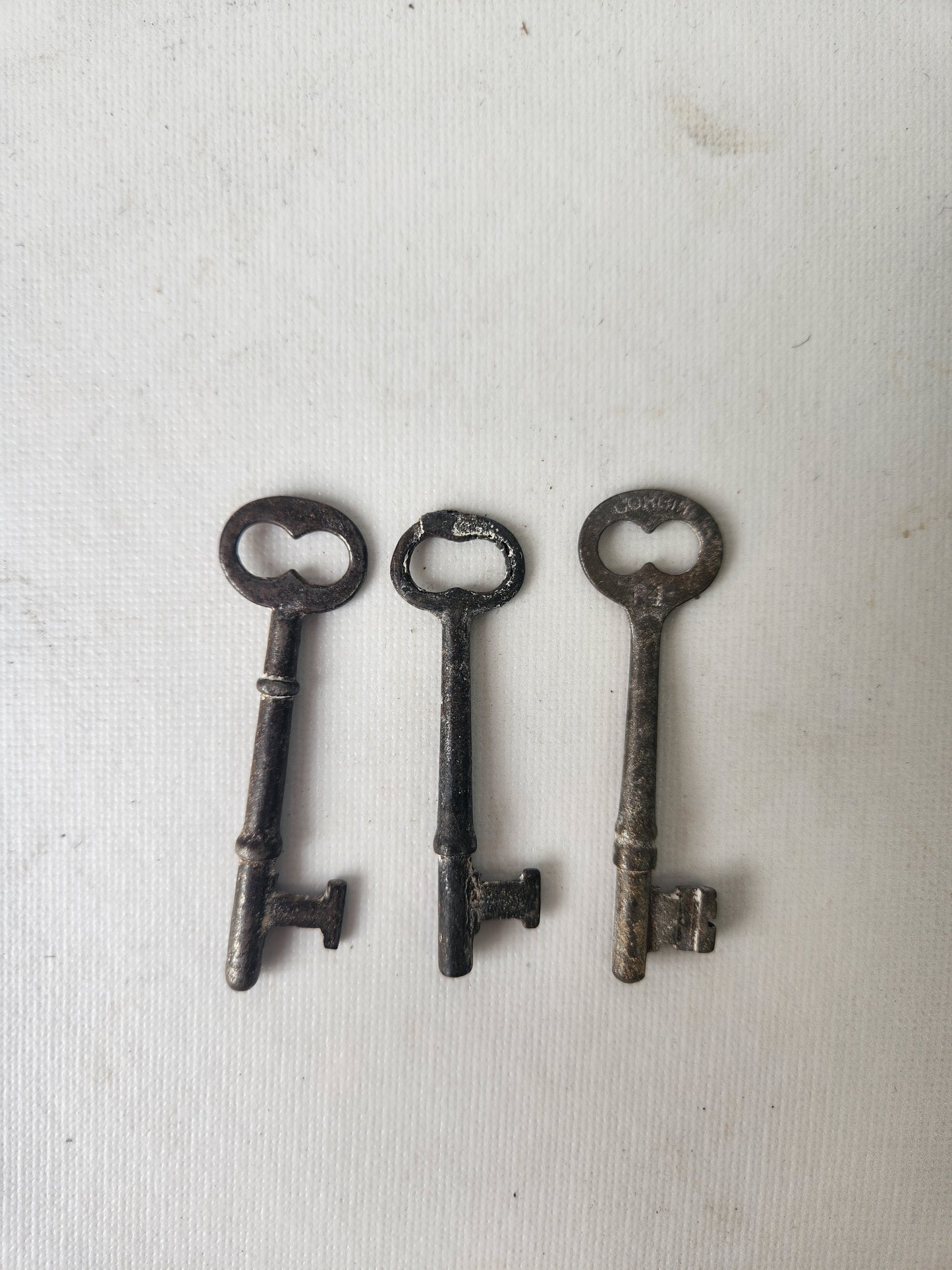 Three Salvaged Vintage Keys, Antique Skeleton Key Set 102608