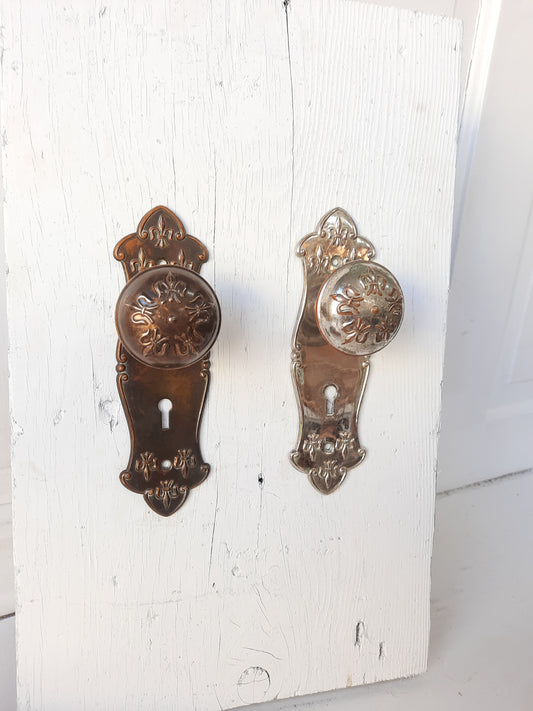 Fleur de Lis Door Hardware Set by Lockwood, Victorian Era French Design Doorknob and Plates 120702