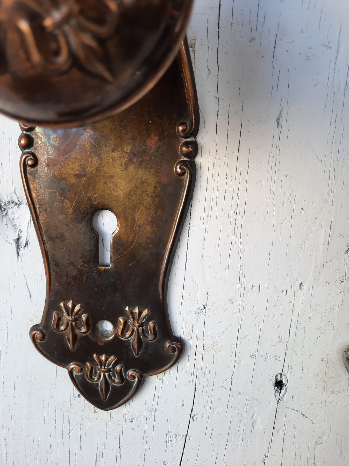 Fleur de Lis Door Hardware Set by Lockwood, Victorian Era French Design Doorknob and Plates 120702