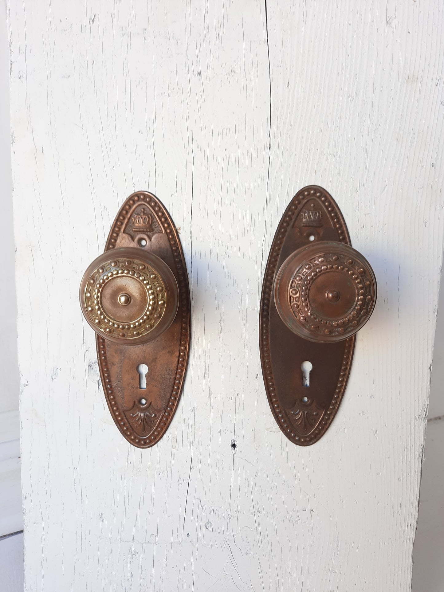 Antique Oval Backplates with Crown and Beaded Brass Doorknobs, Crown Design Door Hardware in Antique Bronze 120705