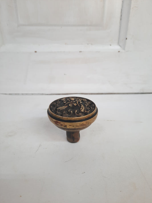 Mortain by Reading Hardware Antique Bronze Doorknob, Fancy Bronze Doorknob with Ornate Leaf Design 121604