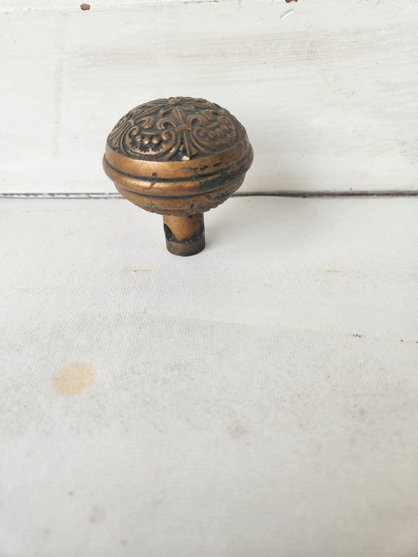 Aesthetic Antique Doorknob, Bronze Door Knob, Antique Bronze Knob, Victorian Style, Salvaged Hardware, Fancy Doorknob, Ornate Knob 122103