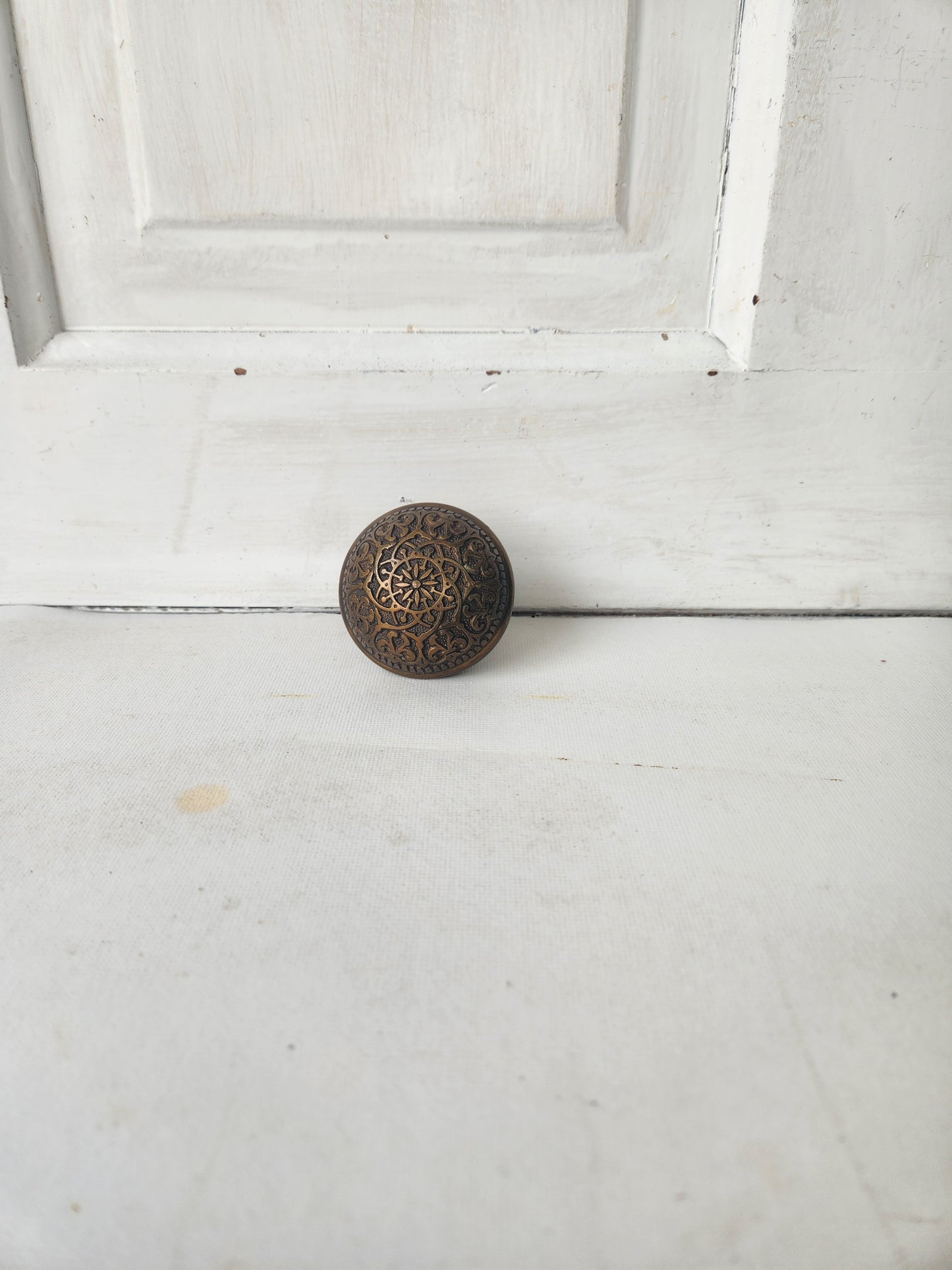 Antique Fancy Bronze Designed Doorknob, Ornate Pattern Knobs, Single Antique Brass Door Knobs, Flower Design 122104