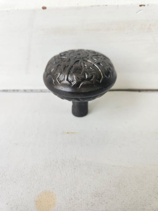 Cast Iron Ivy Leaf & Flower Antique Doorknob, Antique Bronze Door Knob, Victorian Style, Salvaged Hardware, Fancy Doorknob, Ornate Knob 122106