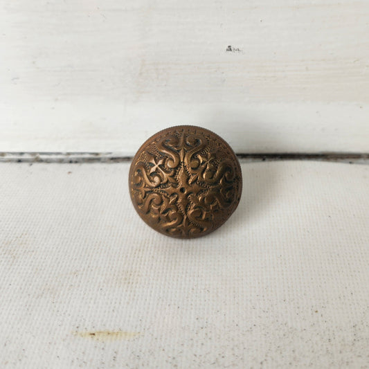 1800s Small Doorknob or Doorbell Pull with Ornate Pattern, Antique Bronze Door Knob from Victorian Era 010409