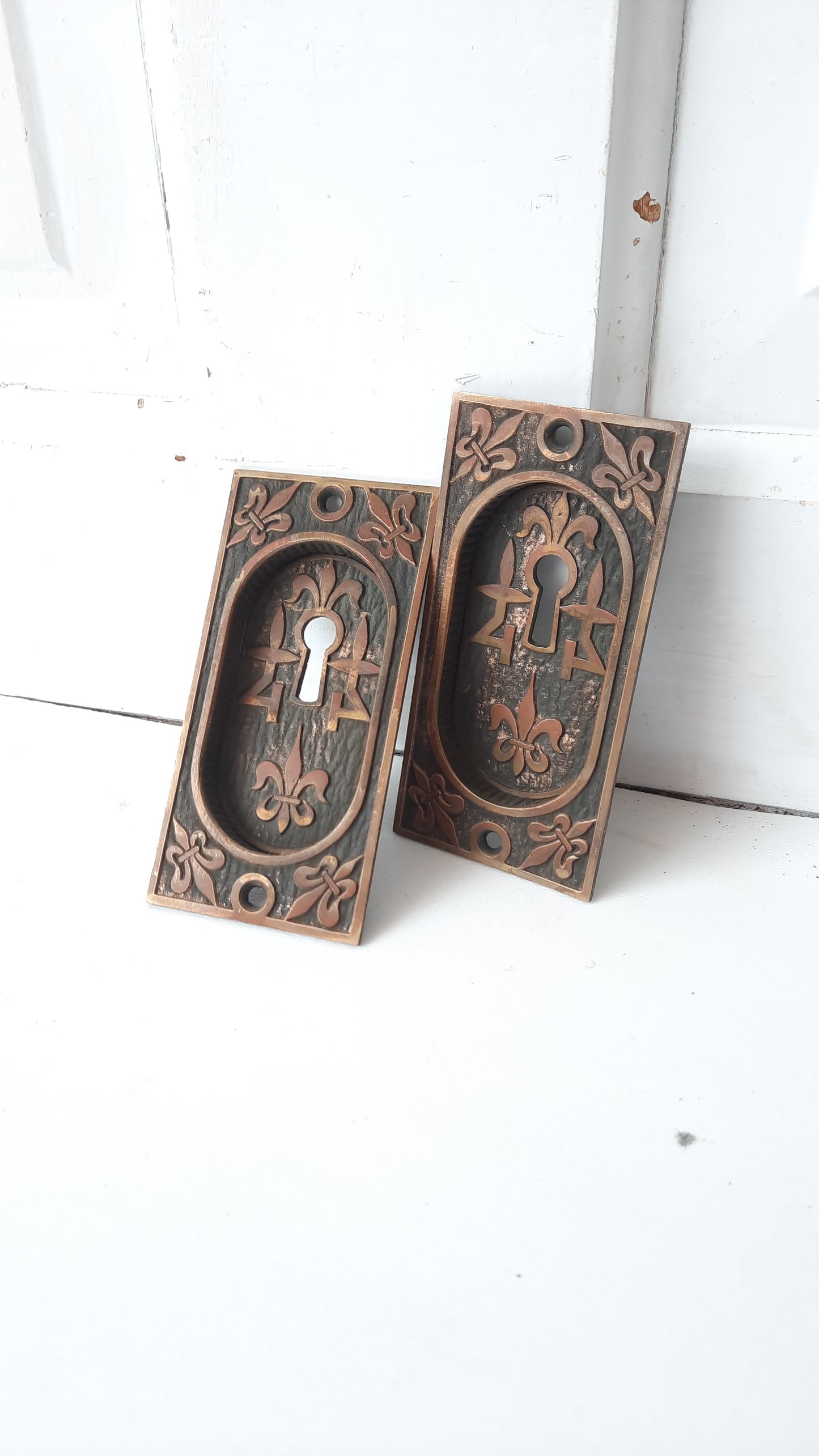 Antique Pair Eastlake Door Pulls, Fleur de Lis, Pocket Door Pull,  Bronze Sliding or Rolling Door Pulls 012302