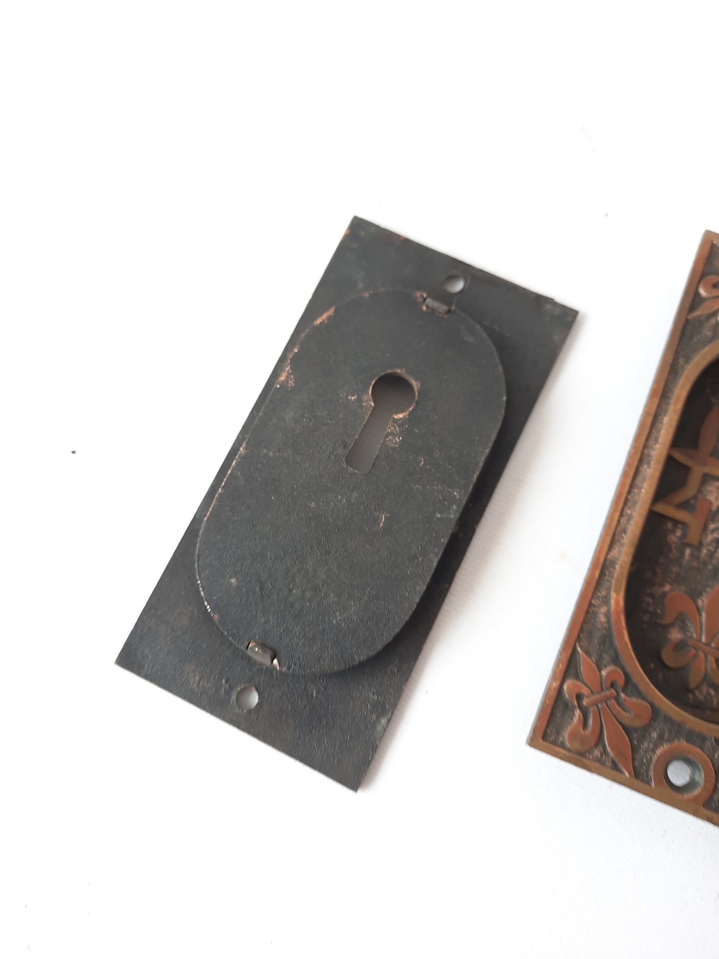 Antique Pair Eastlake Door Pulls, Fleur de Lis, Pocket Door Pull,  Bronze Sliding or Rolling Door Pulls 012302
