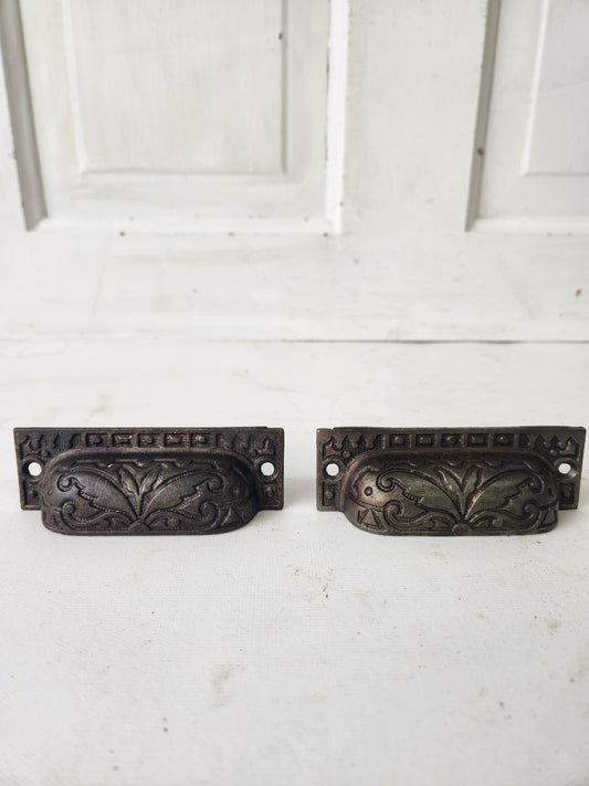 Set of 2 Antique Eastlake Drawer Pulls, Antique Cast Iron Furniture or Apothecary Handles, 012401