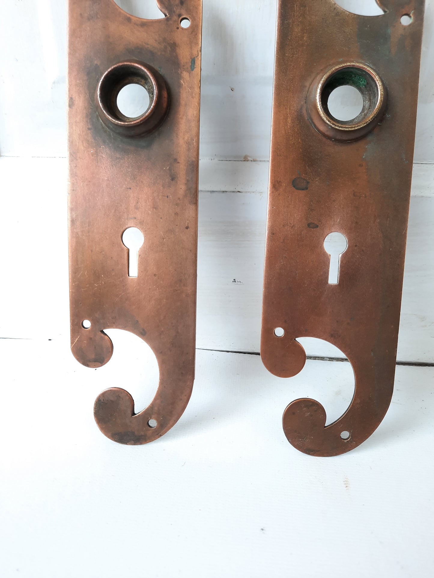 Pair of Bronze Spiral Cut-out Antique Push Plate, Antique Bronze Swinging Door Plate, Doorknob Escutcheons 013104