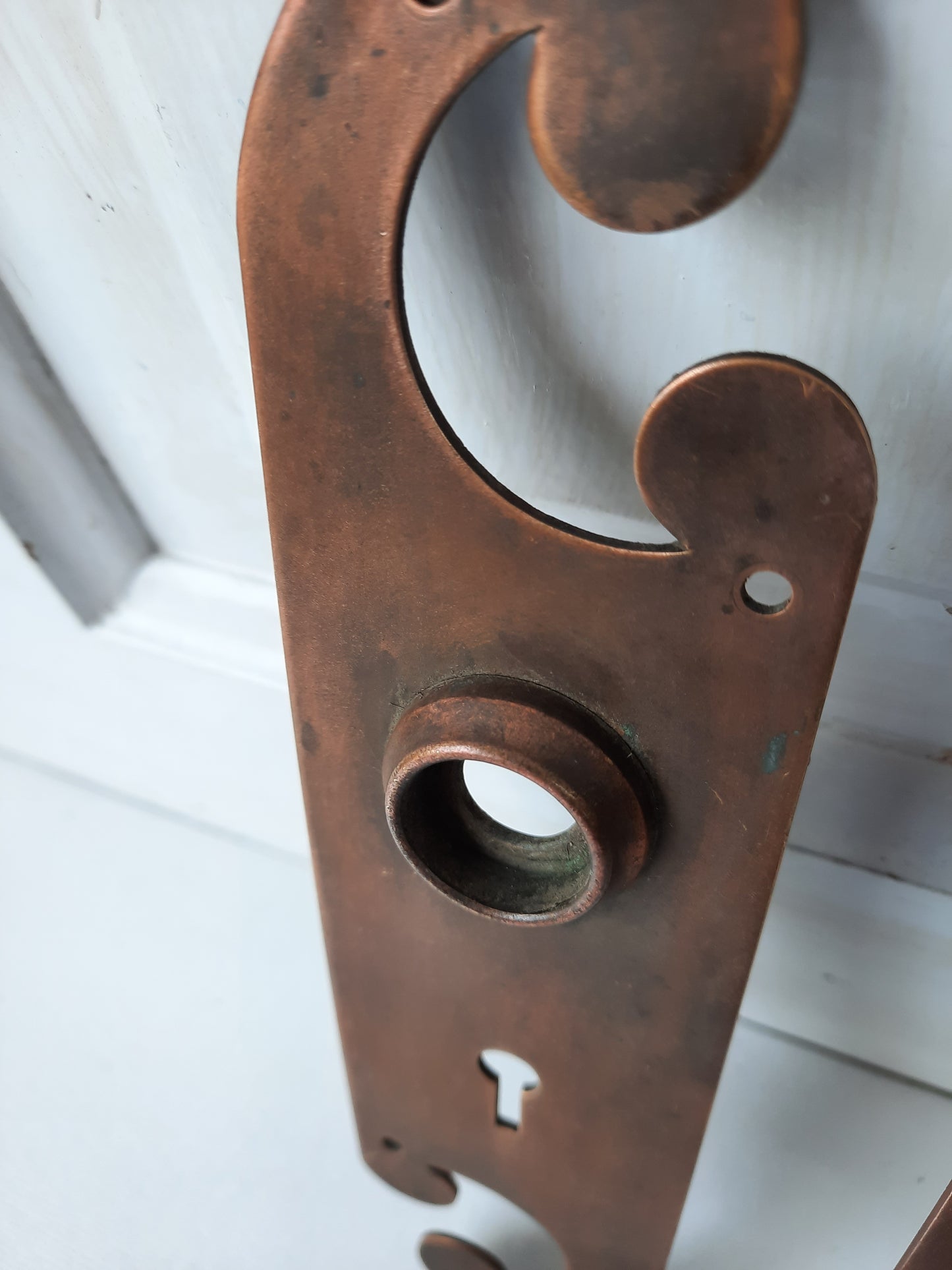 Pair of Bronze Spiral Cut-out Antique Push Plate, Antique Bronze Swinging Door Plate, Doorknob Escutcheons 013104