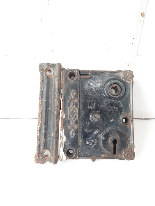 Antique Door Rim Lock and Keeper Set, Cast Iron Surface Mount Door Lock with Privacy Latch 030505