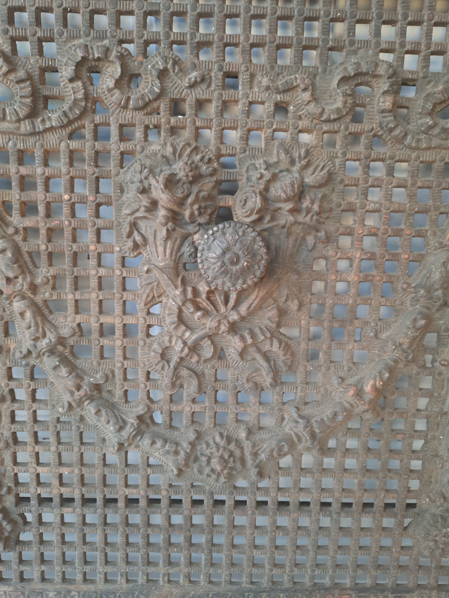 Cast Iron Victorian Fireplace Summer Cover, Fancy Fireplace Metal Screen Cover 031101