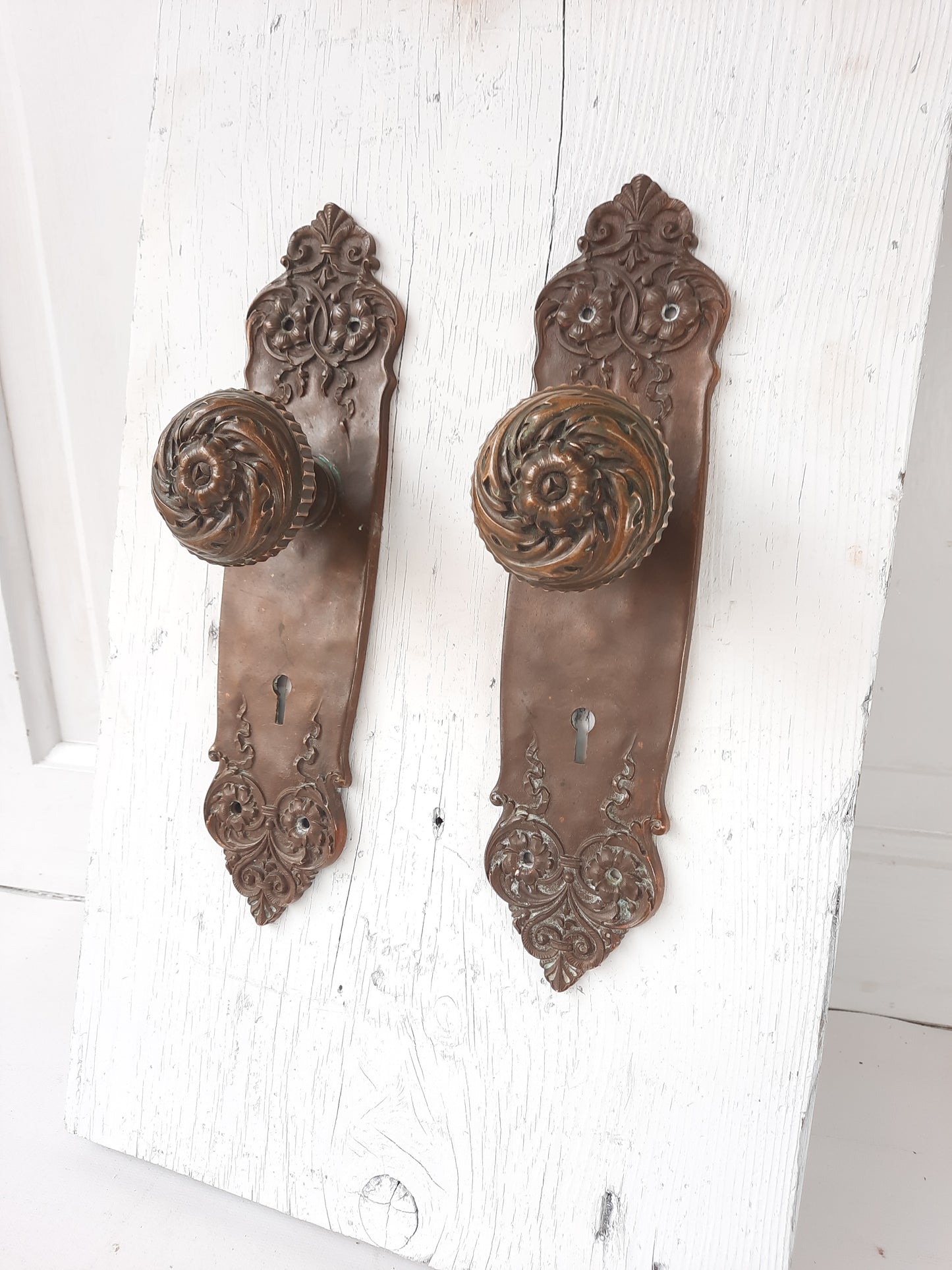 Urbino Pattern by Yale and Towne Antique Door Hardware, Antique Bronze Doorknobs and Backplates, Victorian Era 032603