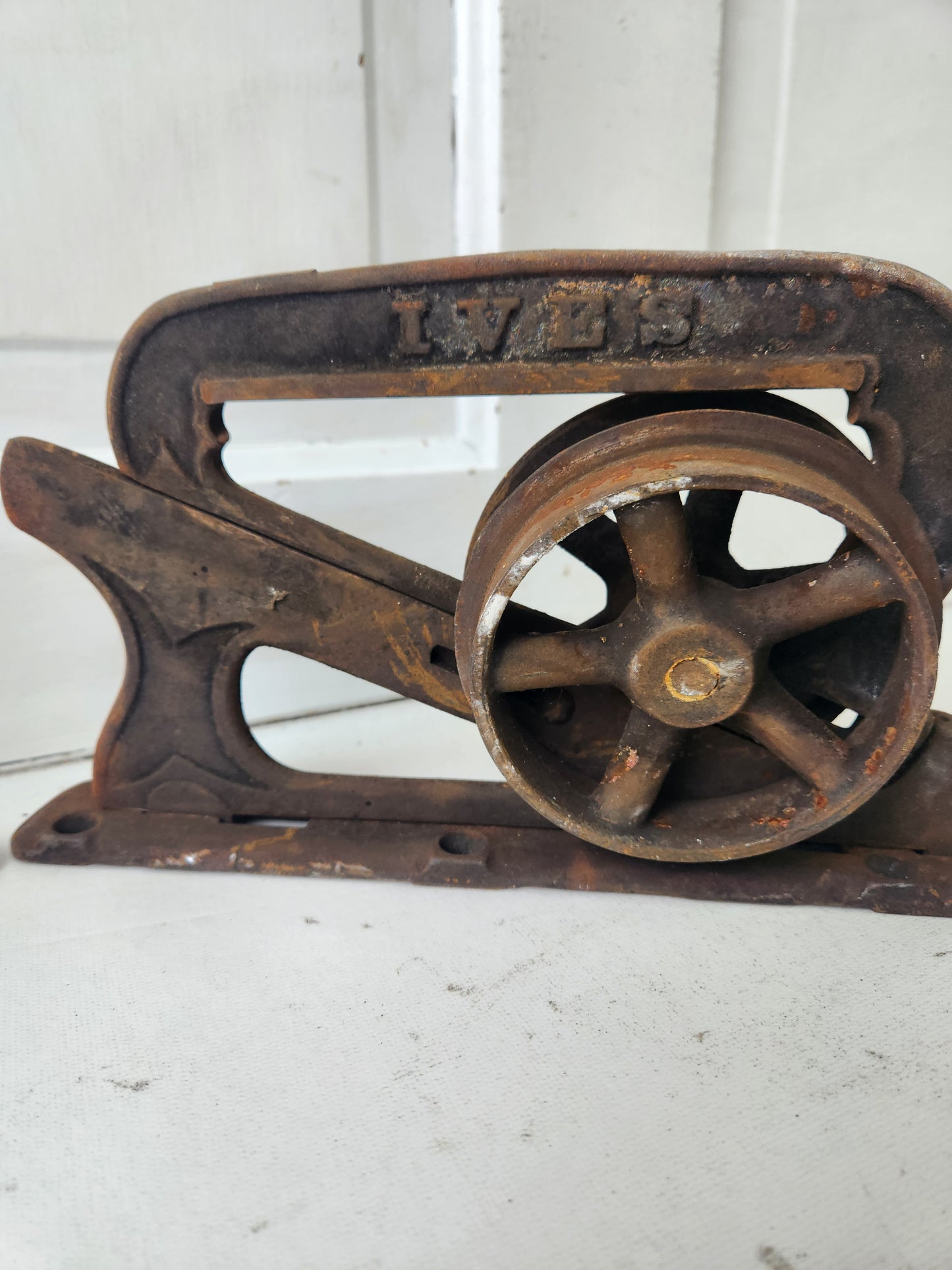 Antique Cast Iron Pocket Door Roller Wheels, Antique Rolling Door Track Wheels
