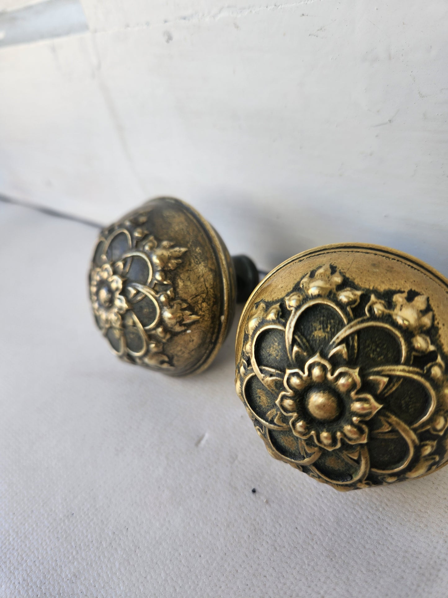 Pair of Antique Wrought Bronze Doorknob with Leaf Design, Victorian Door Knob Set 040606
