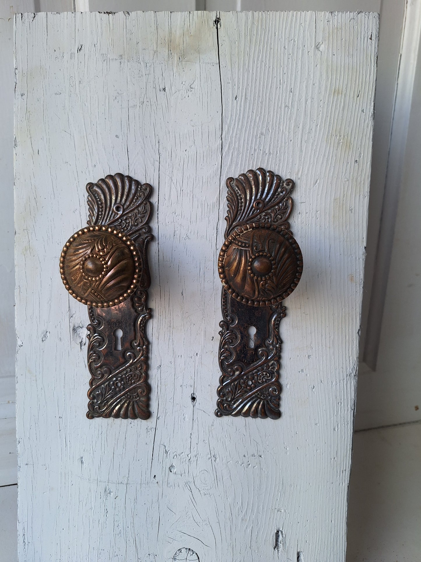 Complete Set of Roanoke Antique Bronze Door Hardware, Ornate Victorian Stamped Bronze Doorknobs Plates 040904