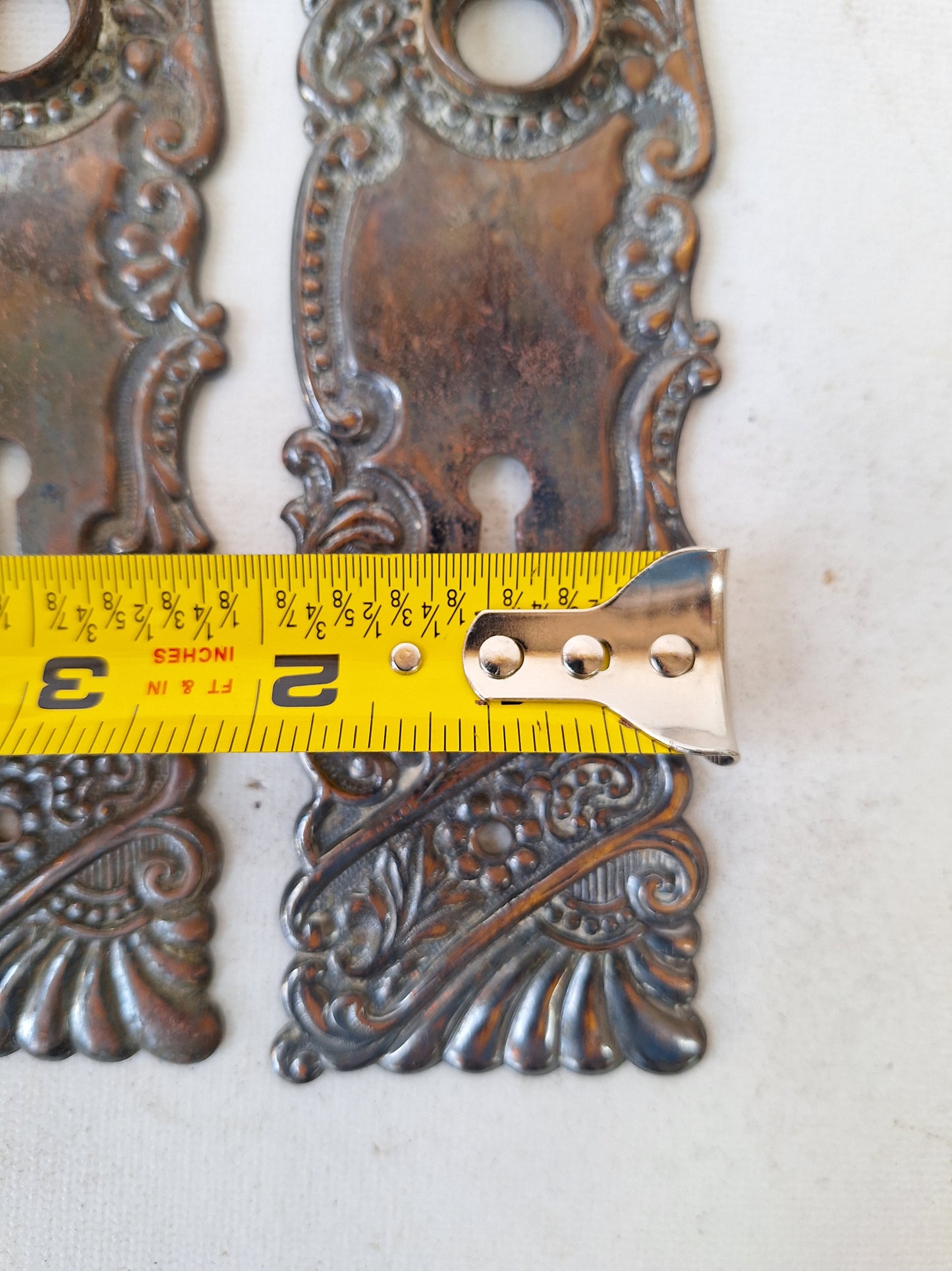 Complete Set of Roanoke Antique Bronze Door Hardware, Ornate Victorian Stamped Bronze Doorknobs Plates 040904