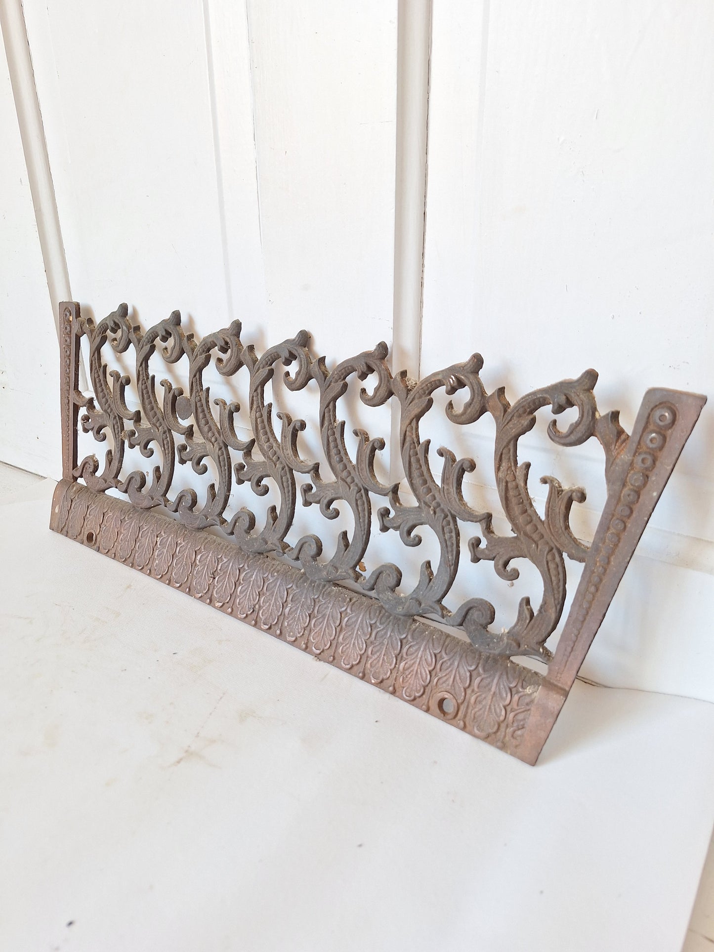 Antique Iron Fireplace Grate, Iron Grate or Metal Coal Grate, Fireplace Front, Architecture Salvage 082004